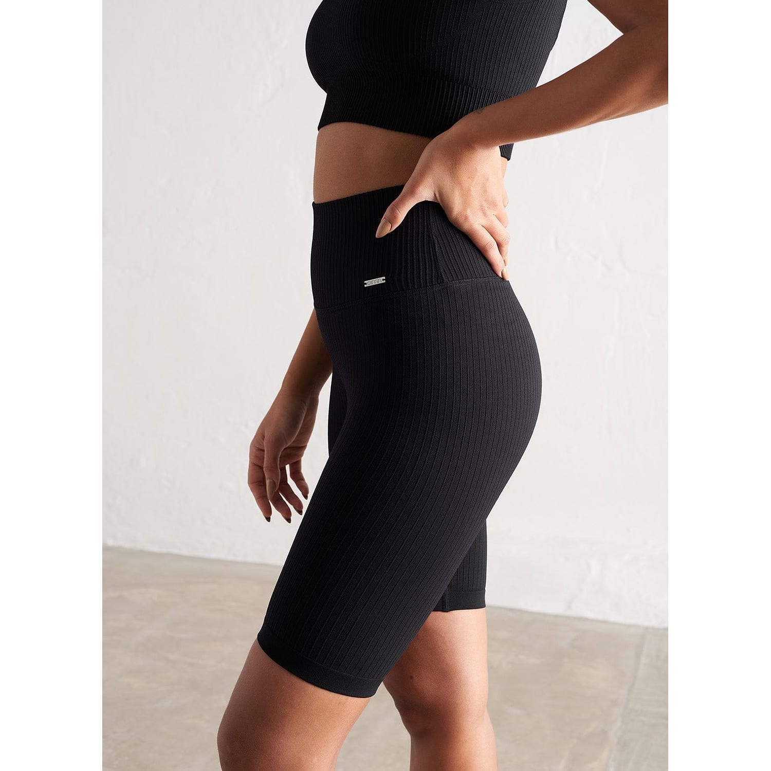 Black Ribbed Seamless Biker Shorts