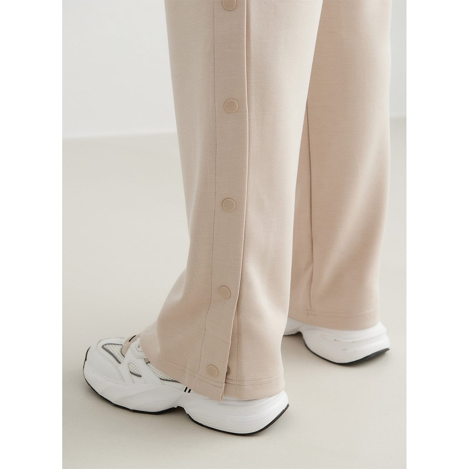 Café Au Lait Comfy Buttoned Pants