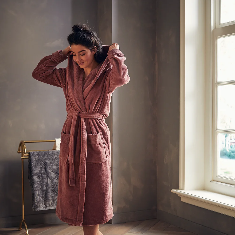 Pathrobe Super Smooth Cotton Bathrobe Women Powder Pink från Rituals | Åhléns