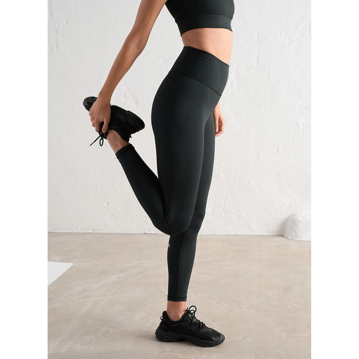 Black Edge Core Tights