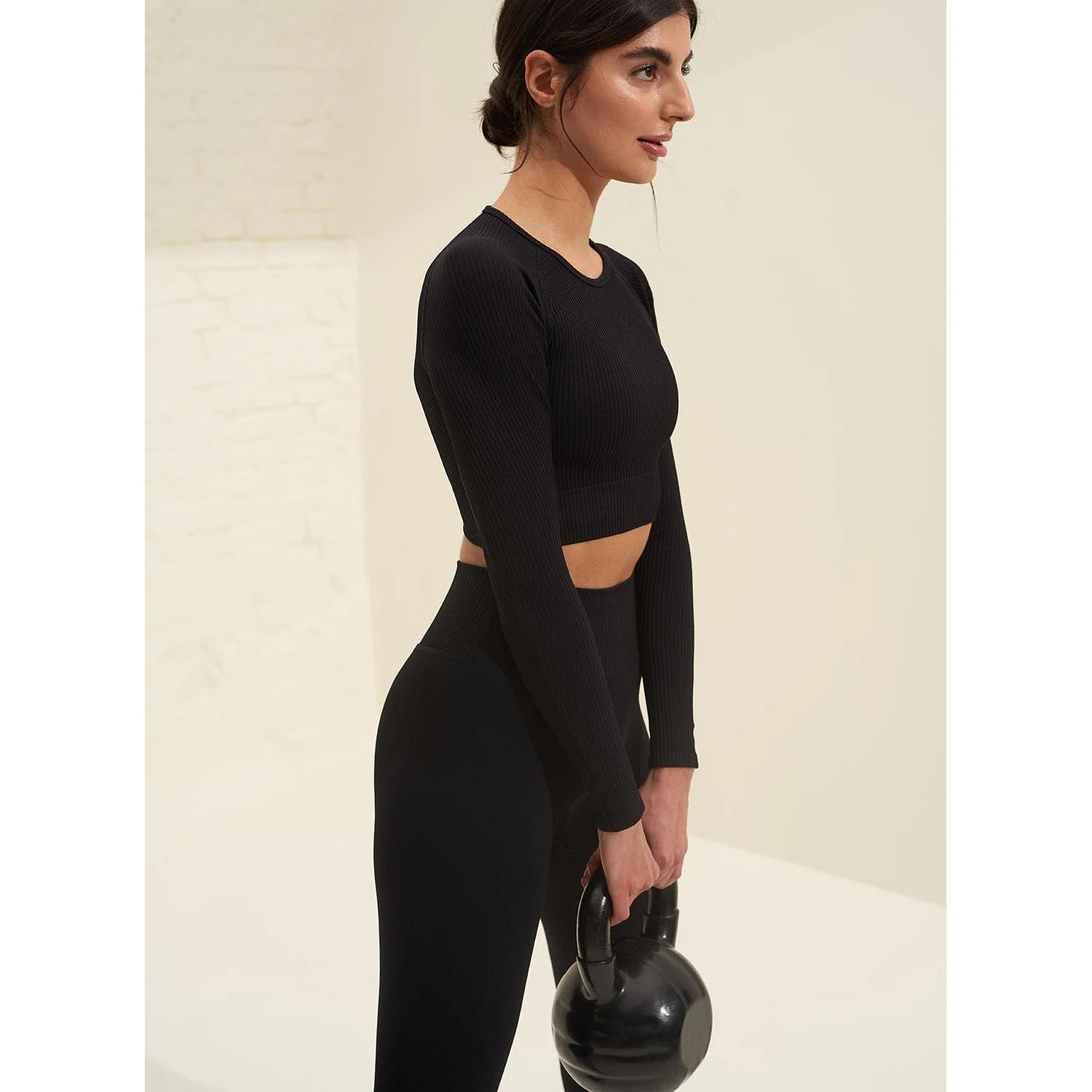 Black Ribbed Seamless Crop Long Sleeve