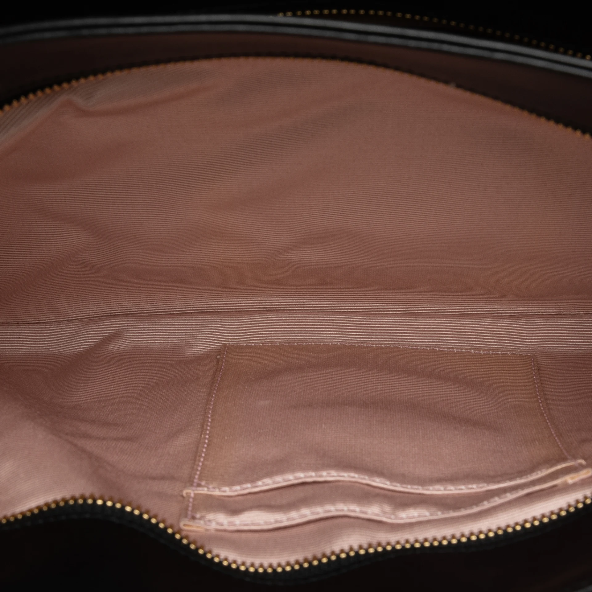 Gucci Large Arli Shoulder Bag