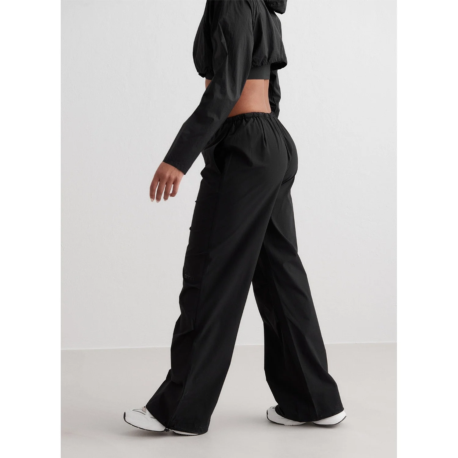 Black Windbreaker Plain Parachute Pants