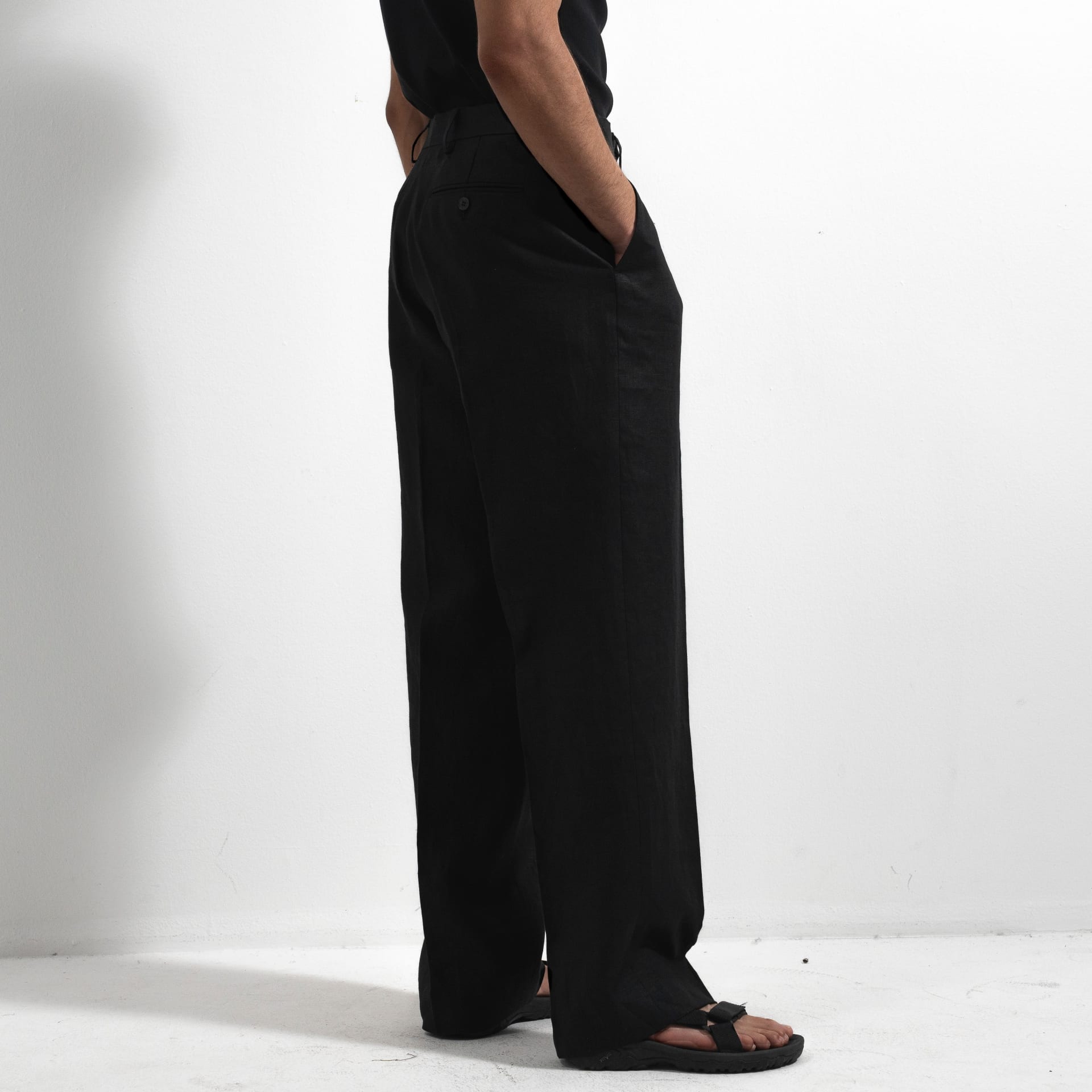 Wide Airo Linen Trousers