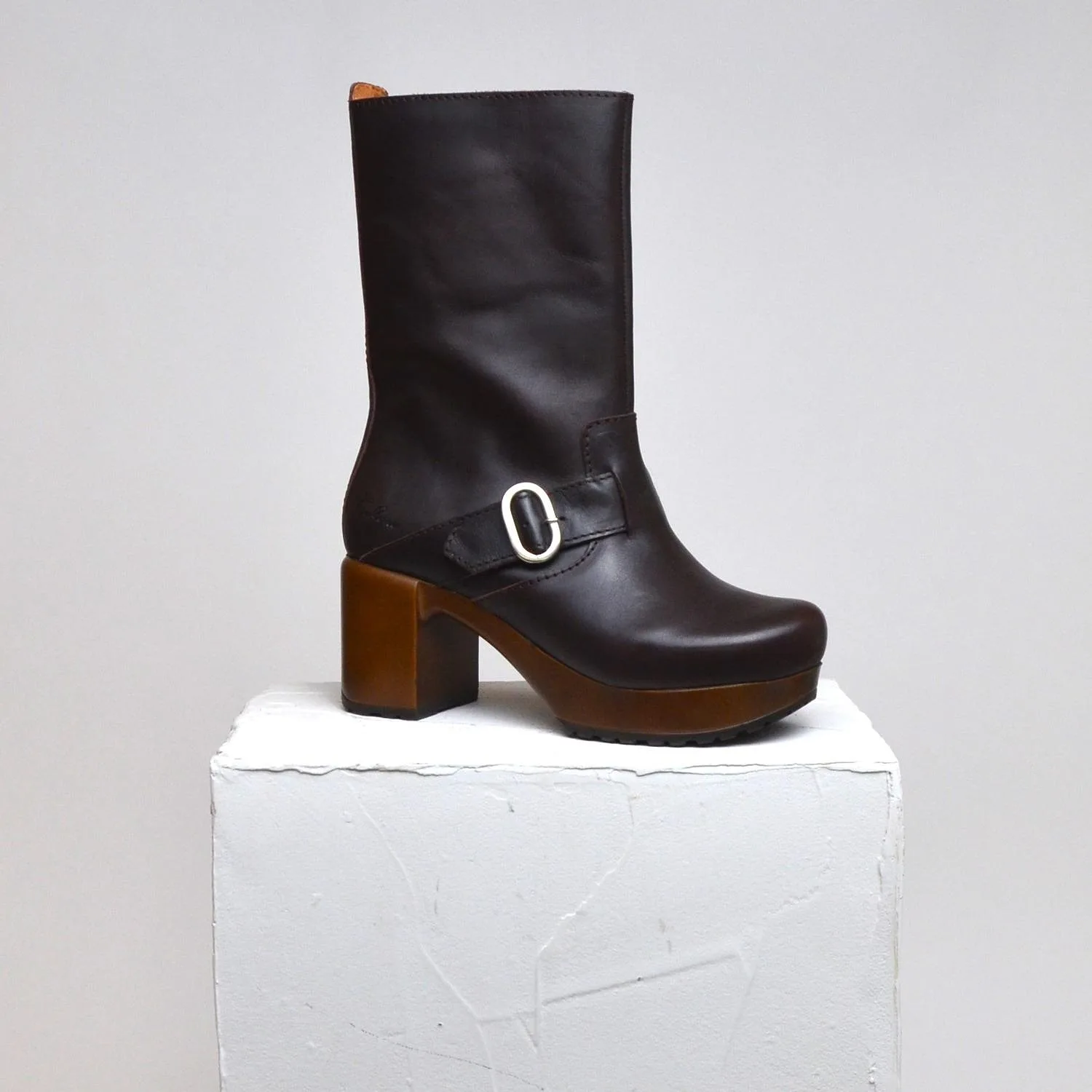 Juni Boot Brown