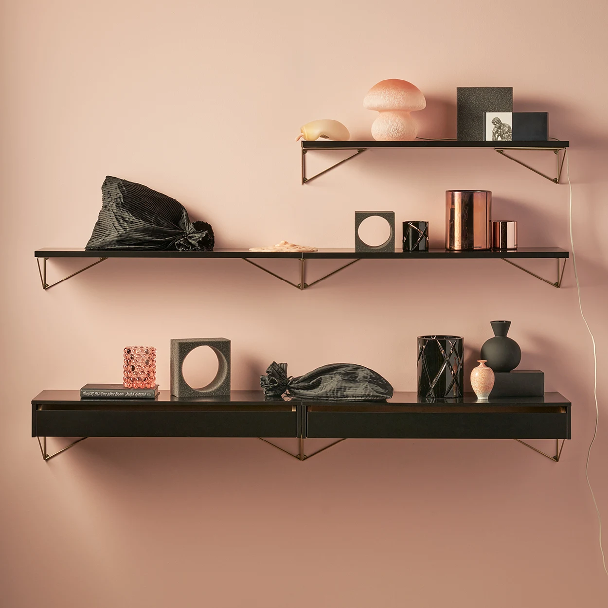 Pythagoras Shelf