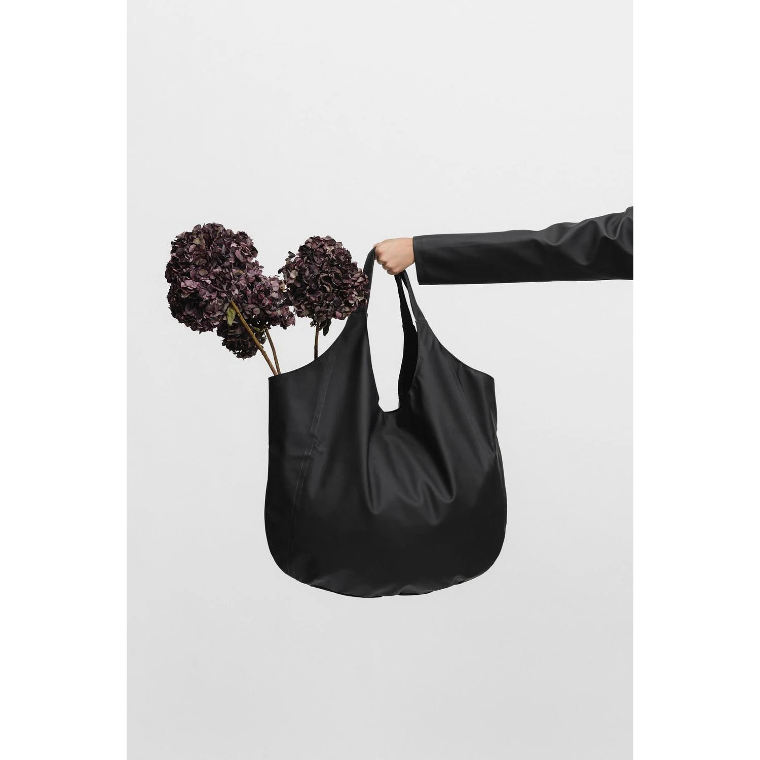 Svea Bag Black