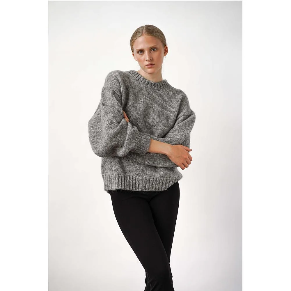 Ire Knitted Sweater - Grey