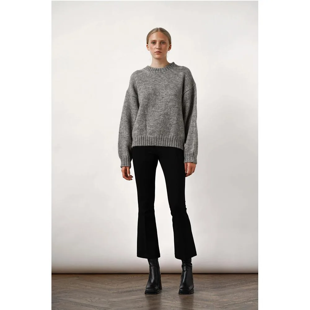 Ire Knitted Sweater - Grey
