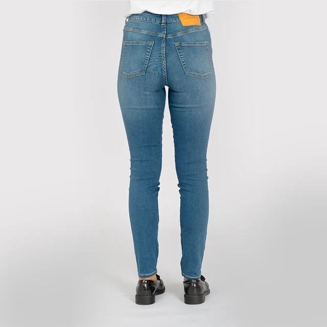 Performance Skinny Jeans