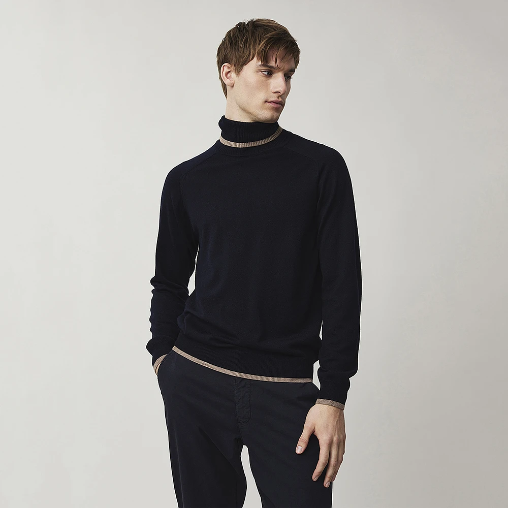 Tomas Merino Turtle Neck