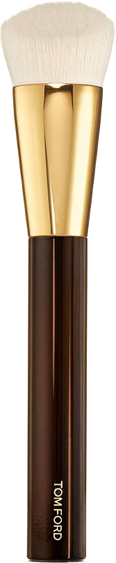 Shade and Illuminate Foundation Brush 2.5