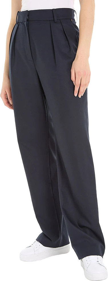 Relaxed straight pants
