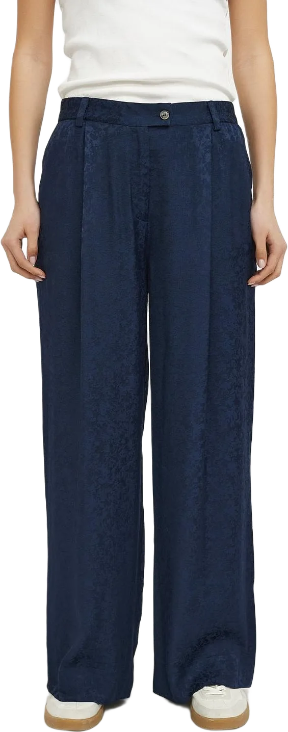 Srnaya Pant