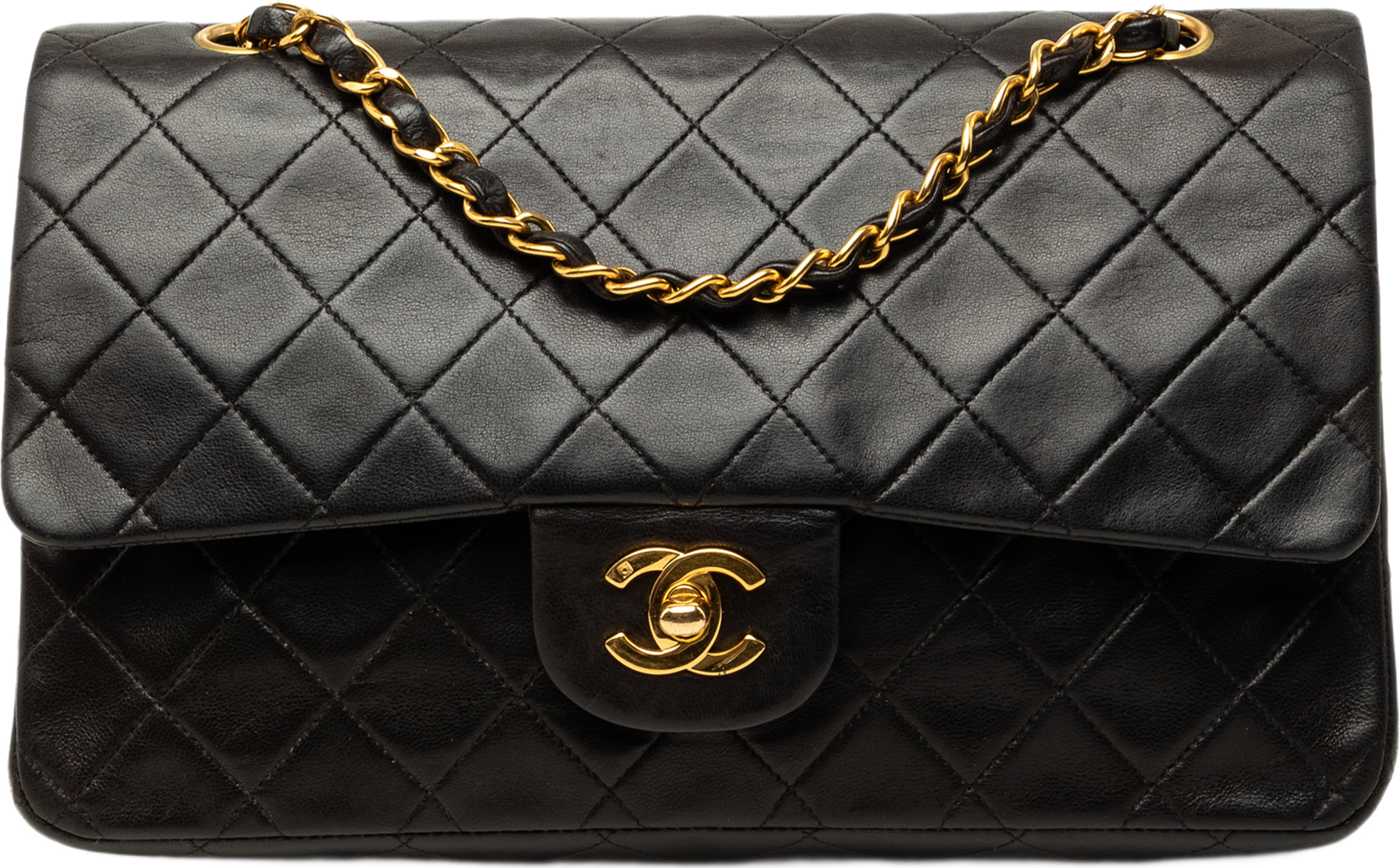 Chanel Medium Classic Lambskin Double Flap, från Luxclusif, i färgen svart. Klicka för att öppna bilden i stort format