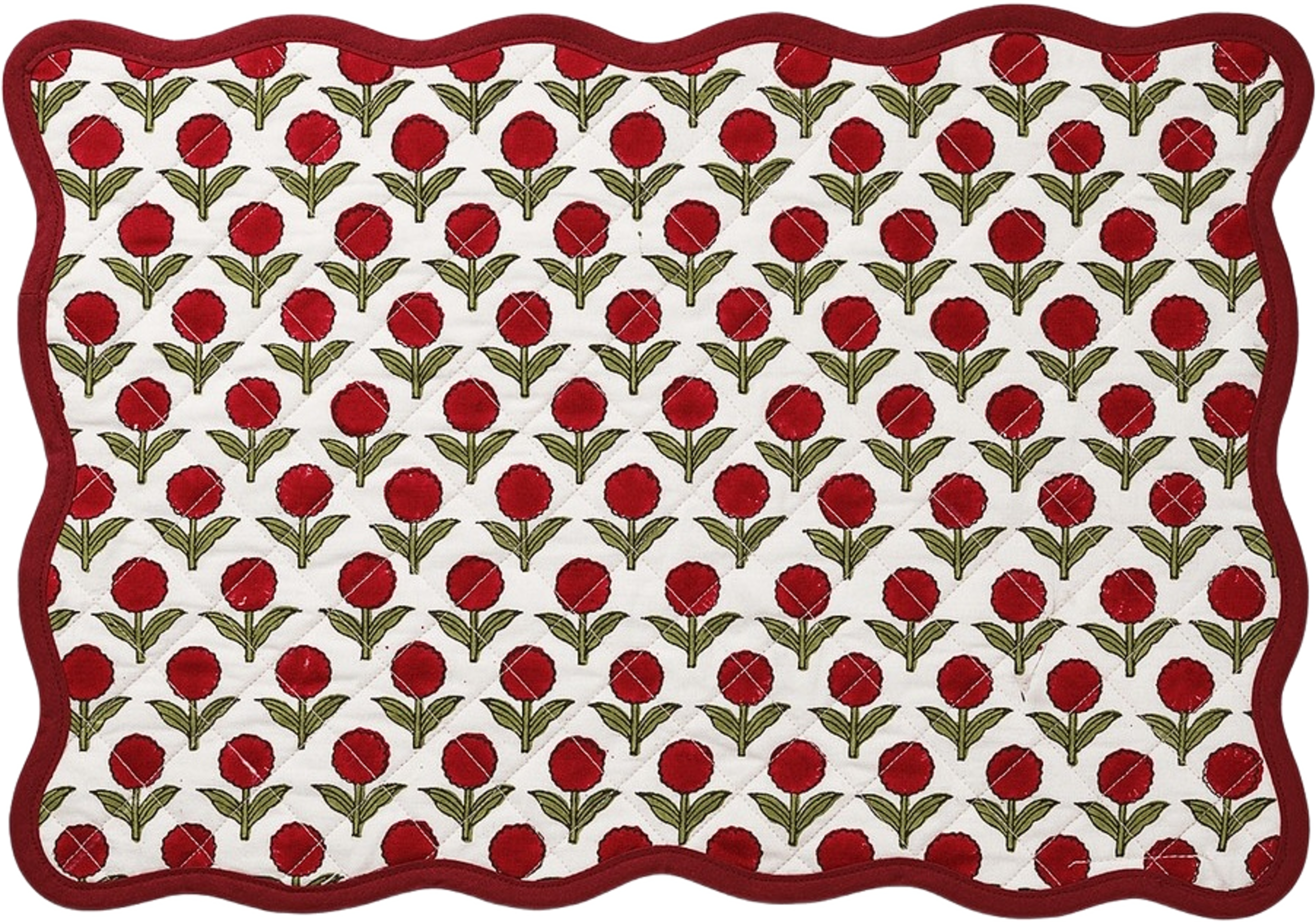 Scallop Quiltad Bordstablett -  33x48 Cm, från Pick A Poppy, i färgen red. Klicka för att öppna bilden i stort format