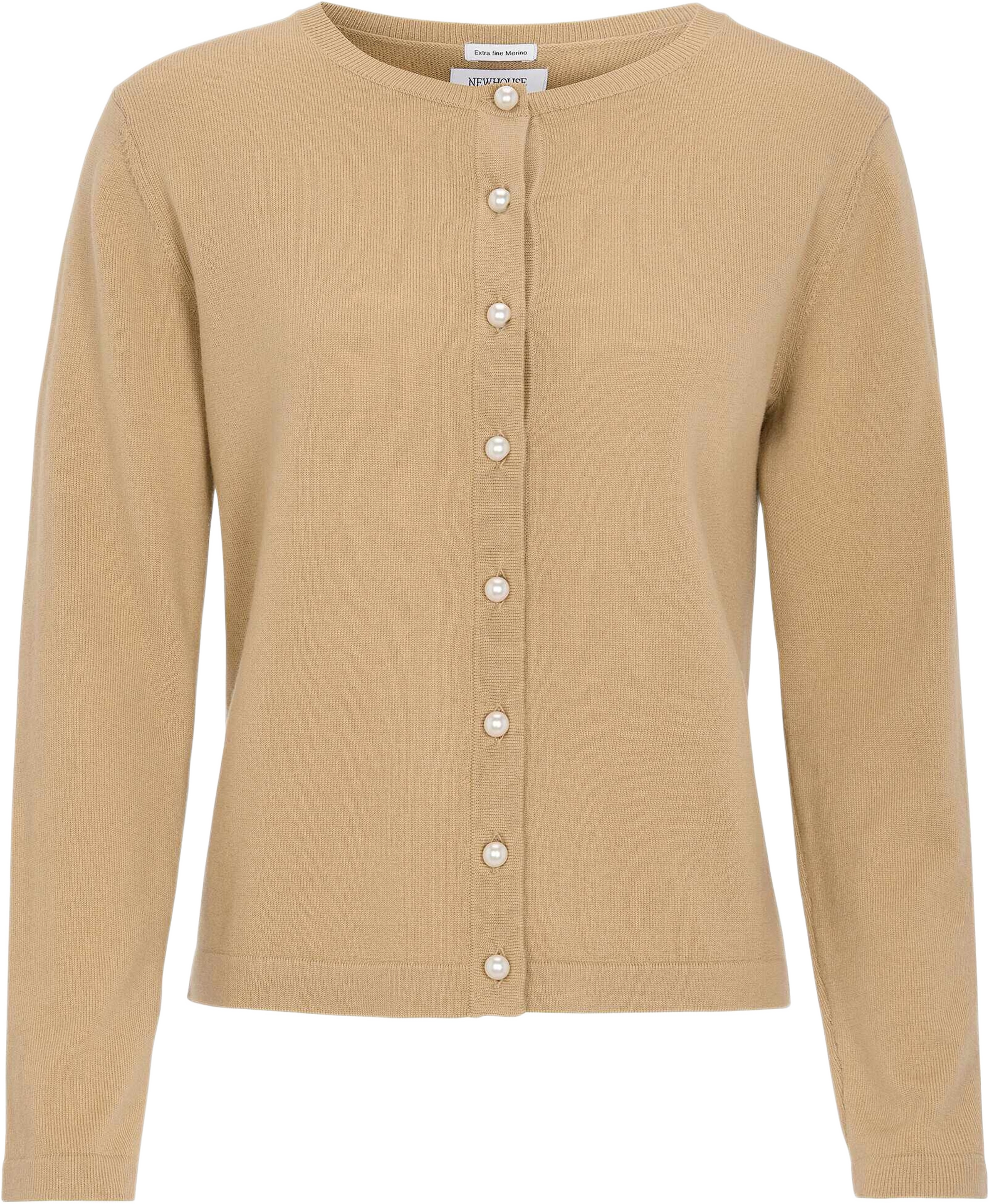 Cardigan Paris, från Newhouse, i färgen beige. Klicka för att öppna bilden i stort format
