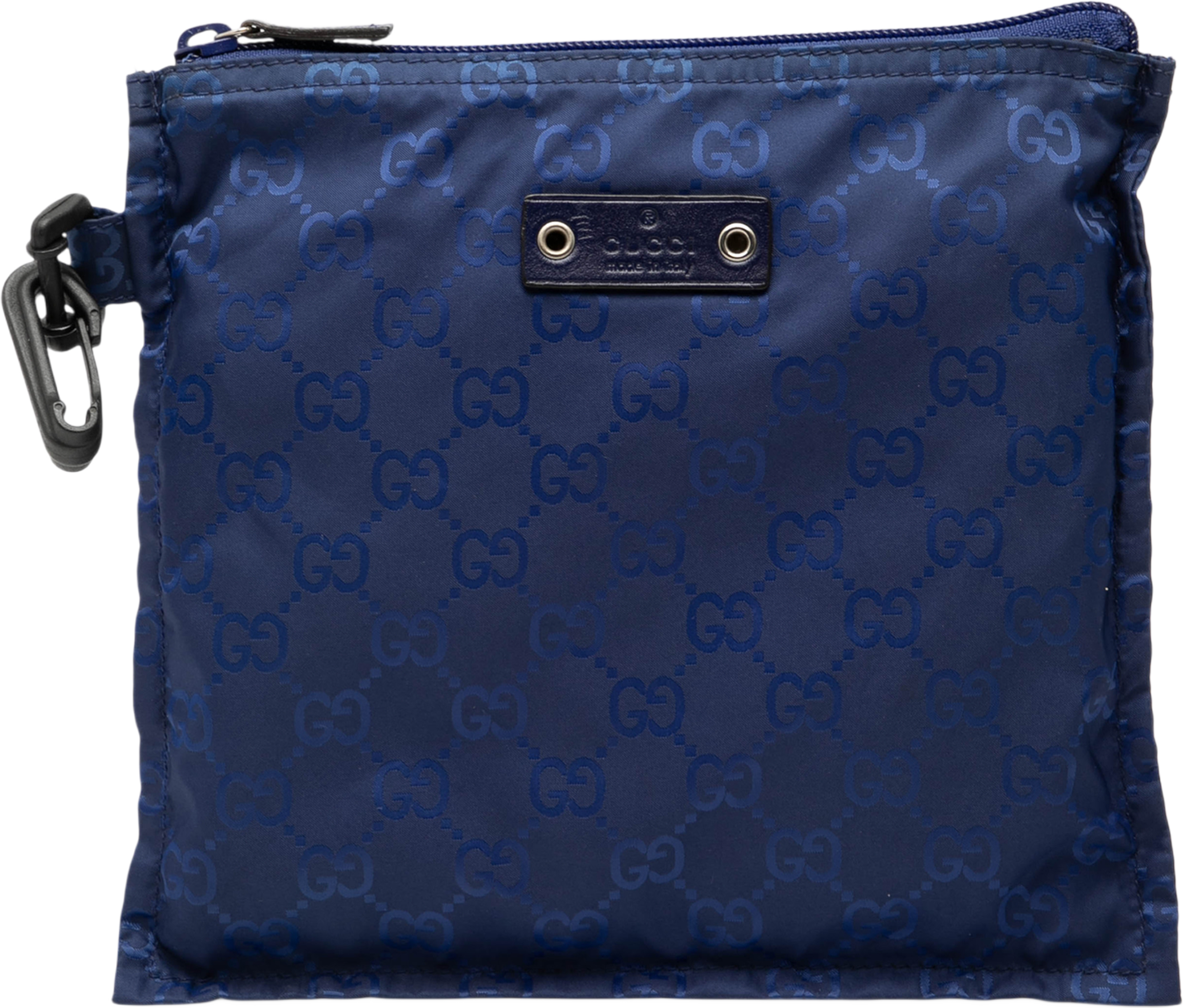 Gucci Gg Nylon Pouch, från Luxclusif, i färgen blue. Klicka för att öppna bilden i stort format