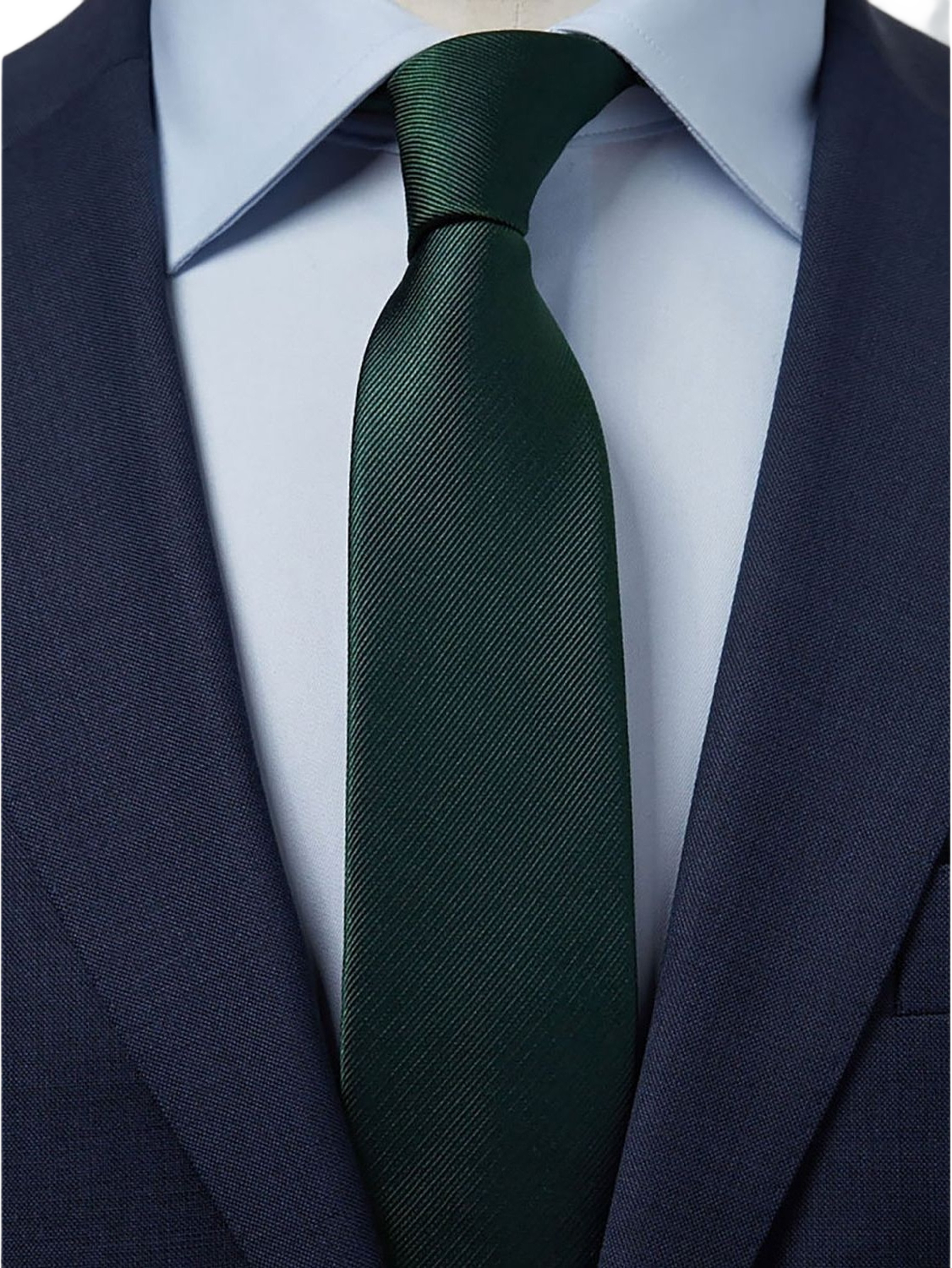 Tie Plain