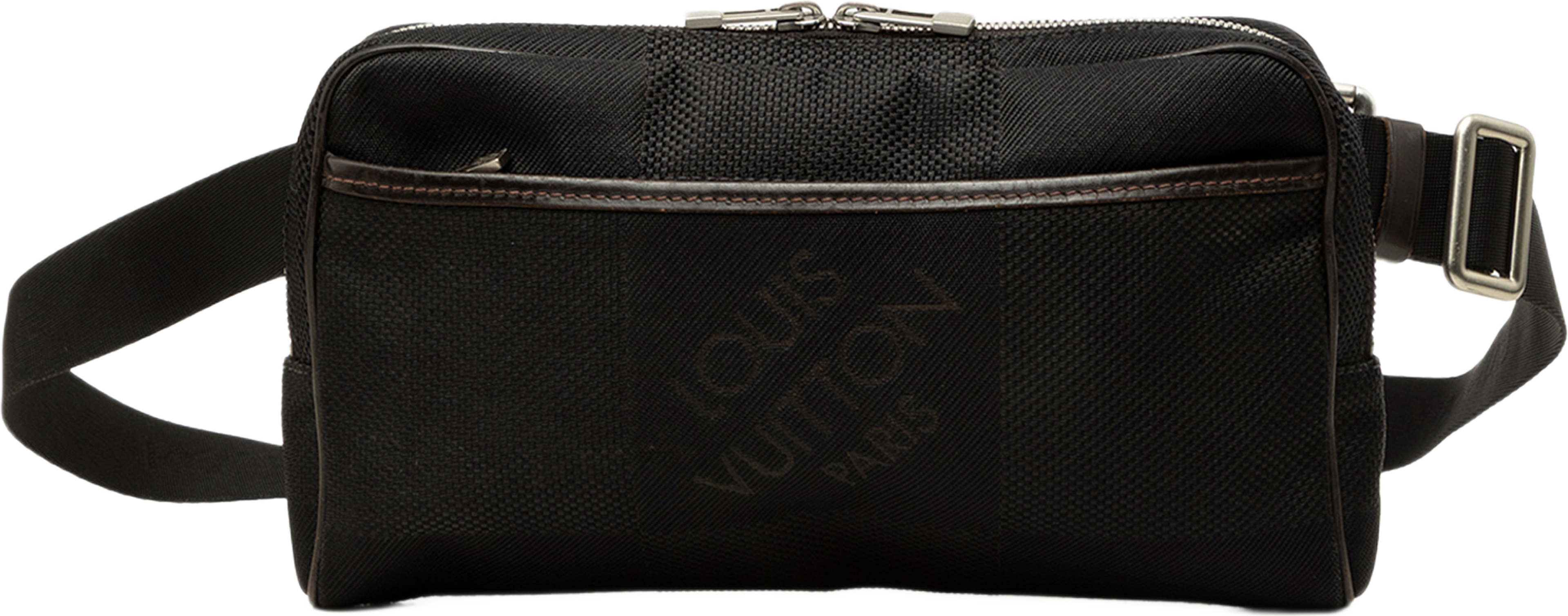 Louis Vuitton Damier Geant Acrobat, från Luxclusif, i färgen svart. Klicka för att öppna bilden i stort format