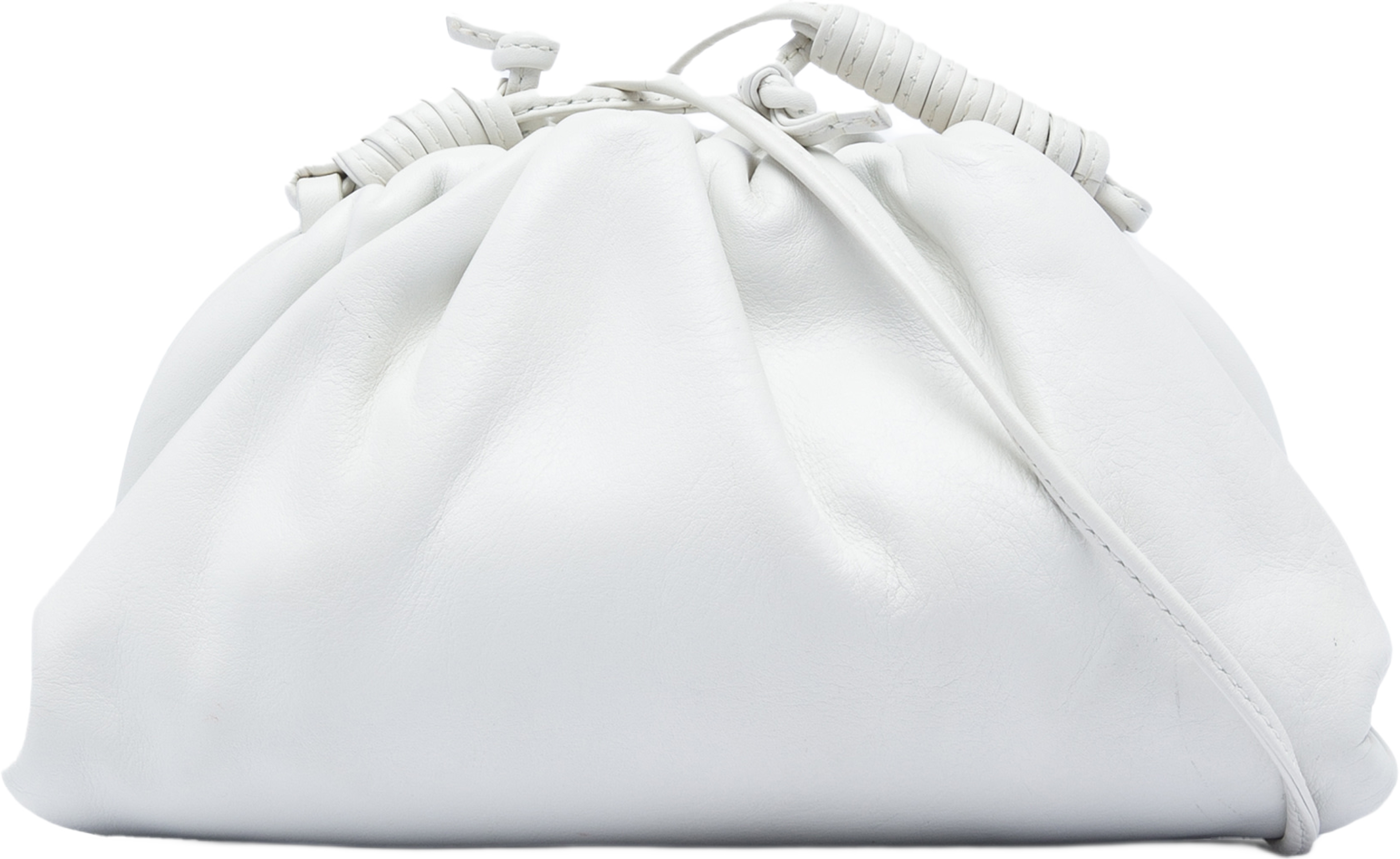 Bottega Veneta Lambskin The Mini Pouch Crossbody, från Luxclusif, i färgen vit. Klicka för att öppna bilden i stort format