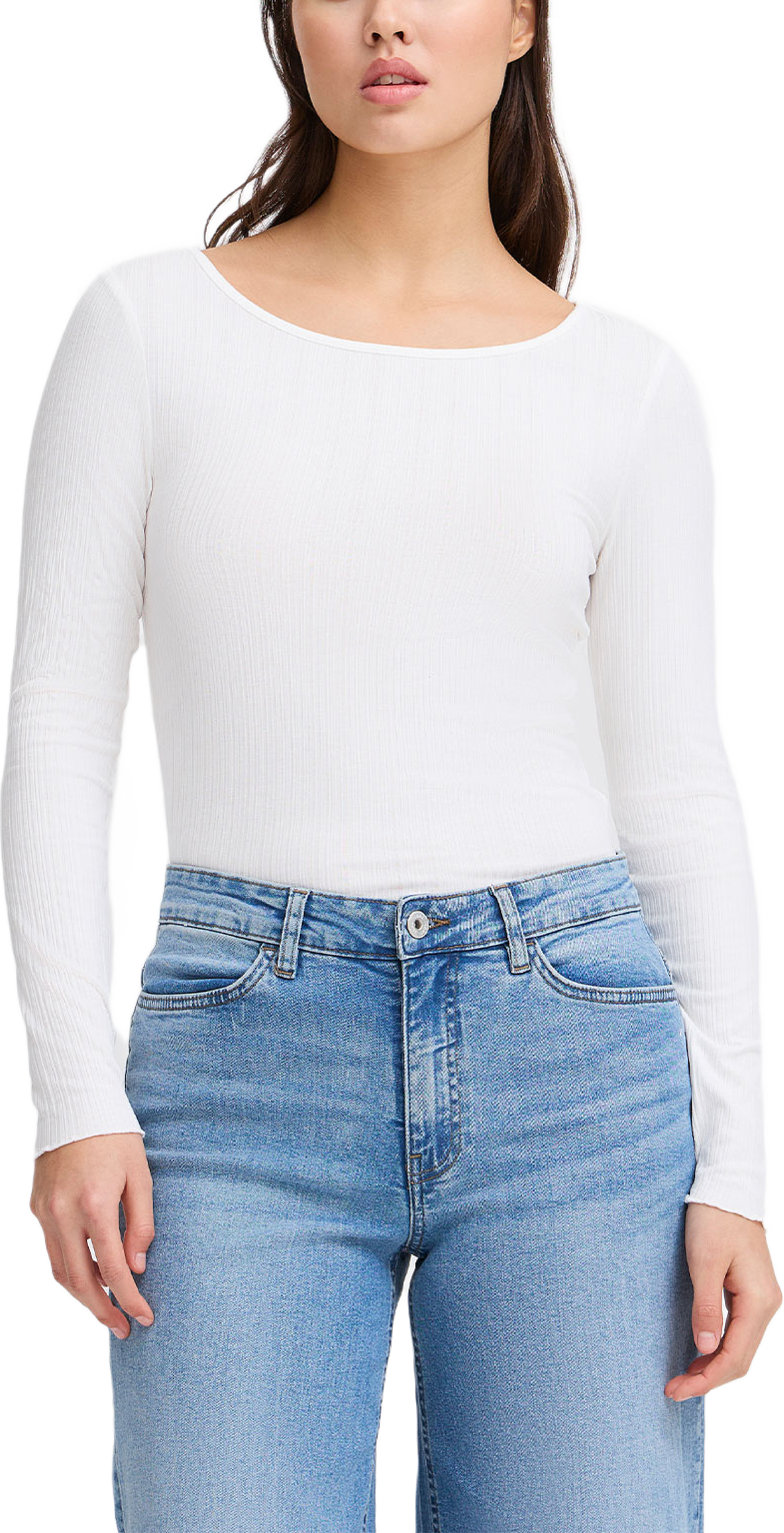 IHCELLA T-shirt