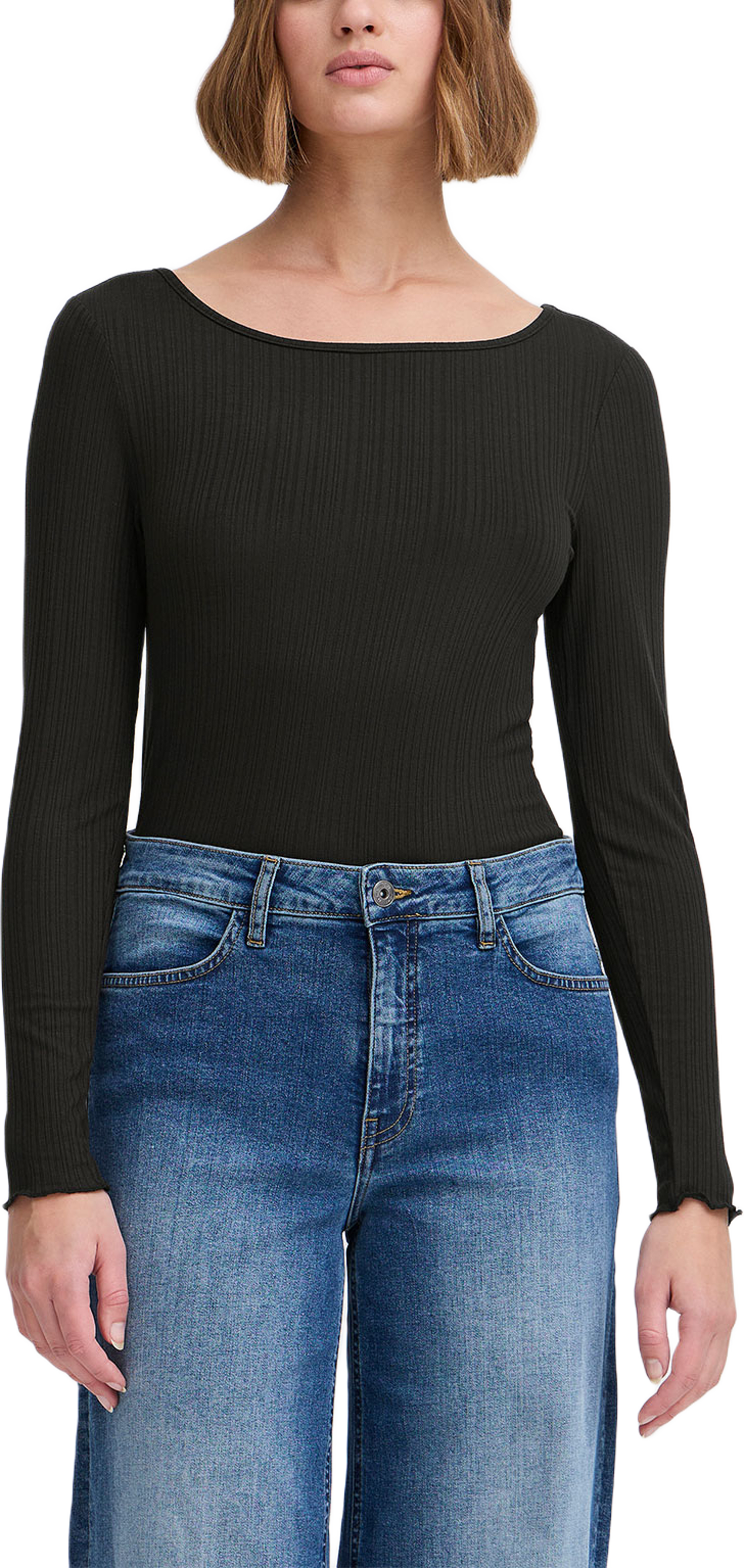 IHCELLA T-shirt