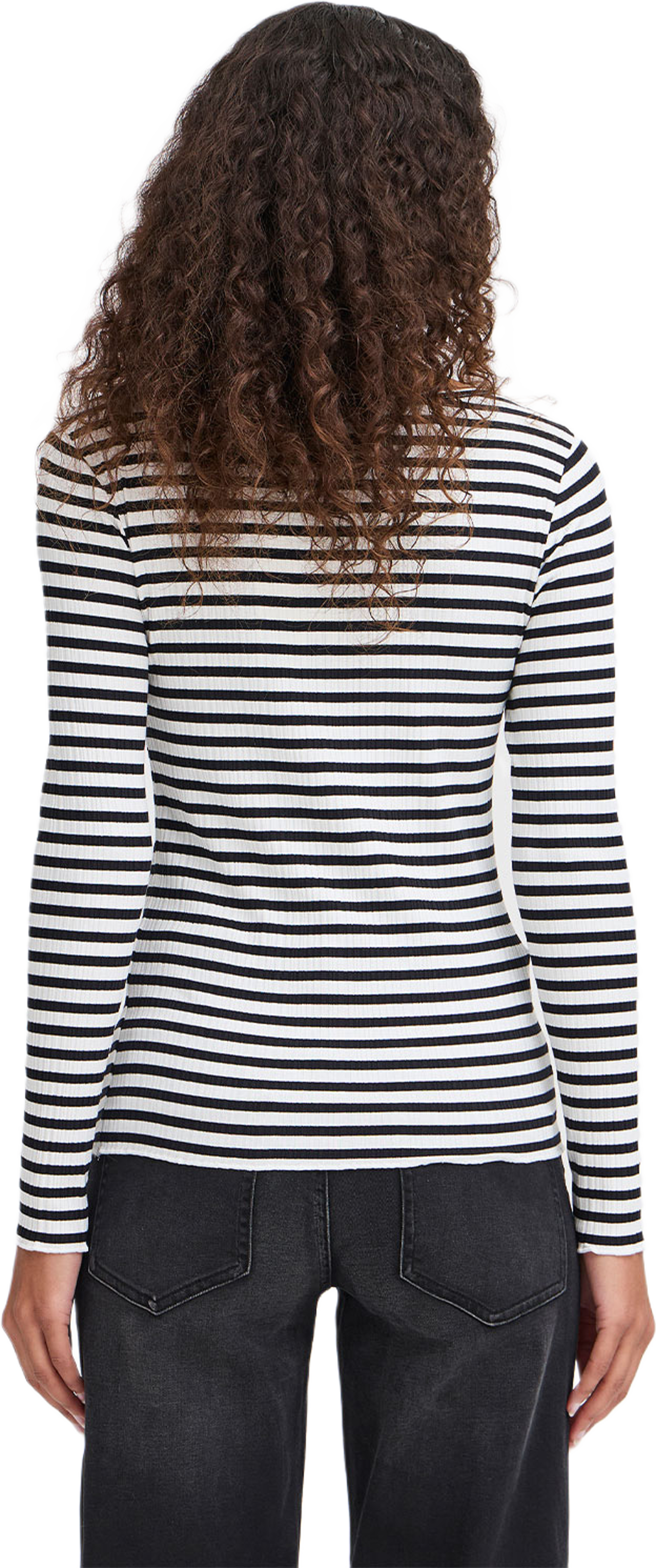 IHCELLA T-shirt