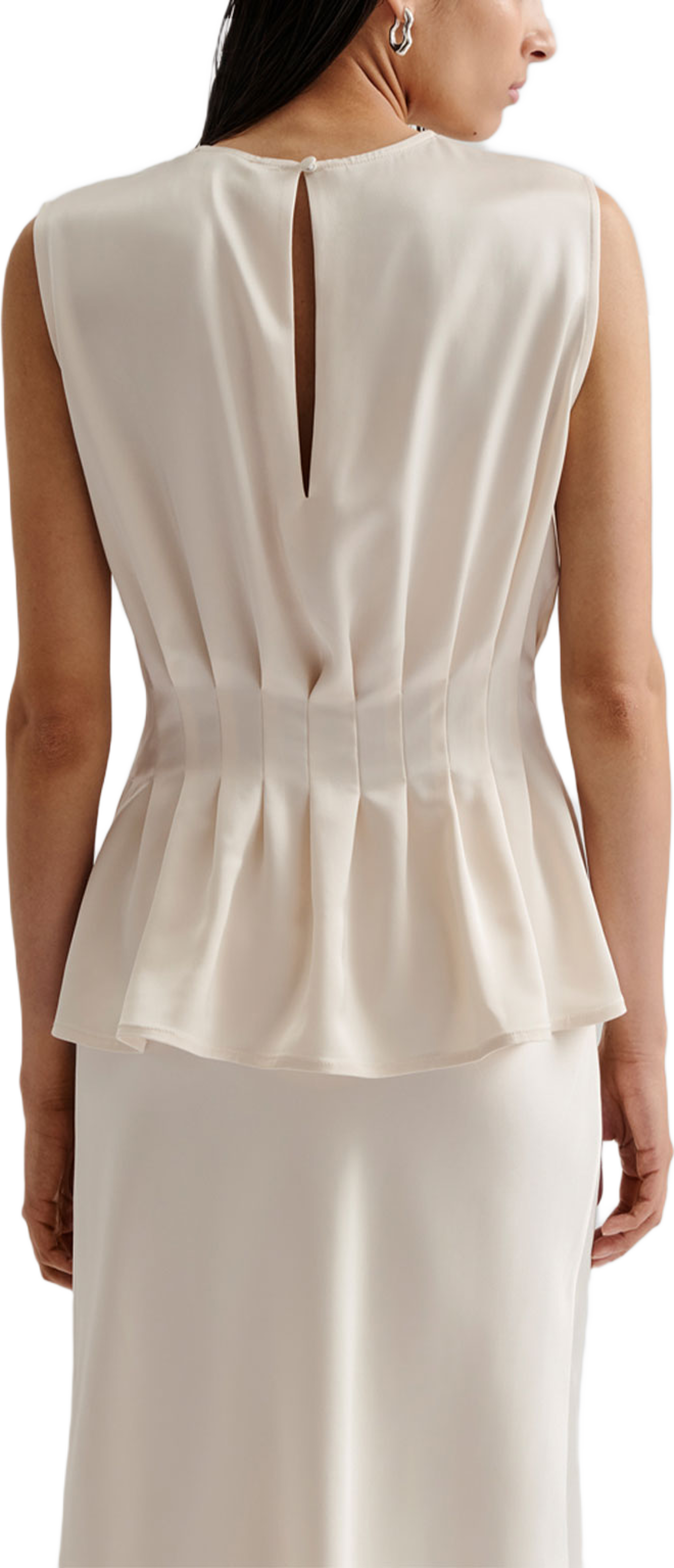 Lova High Neck Pleated Top