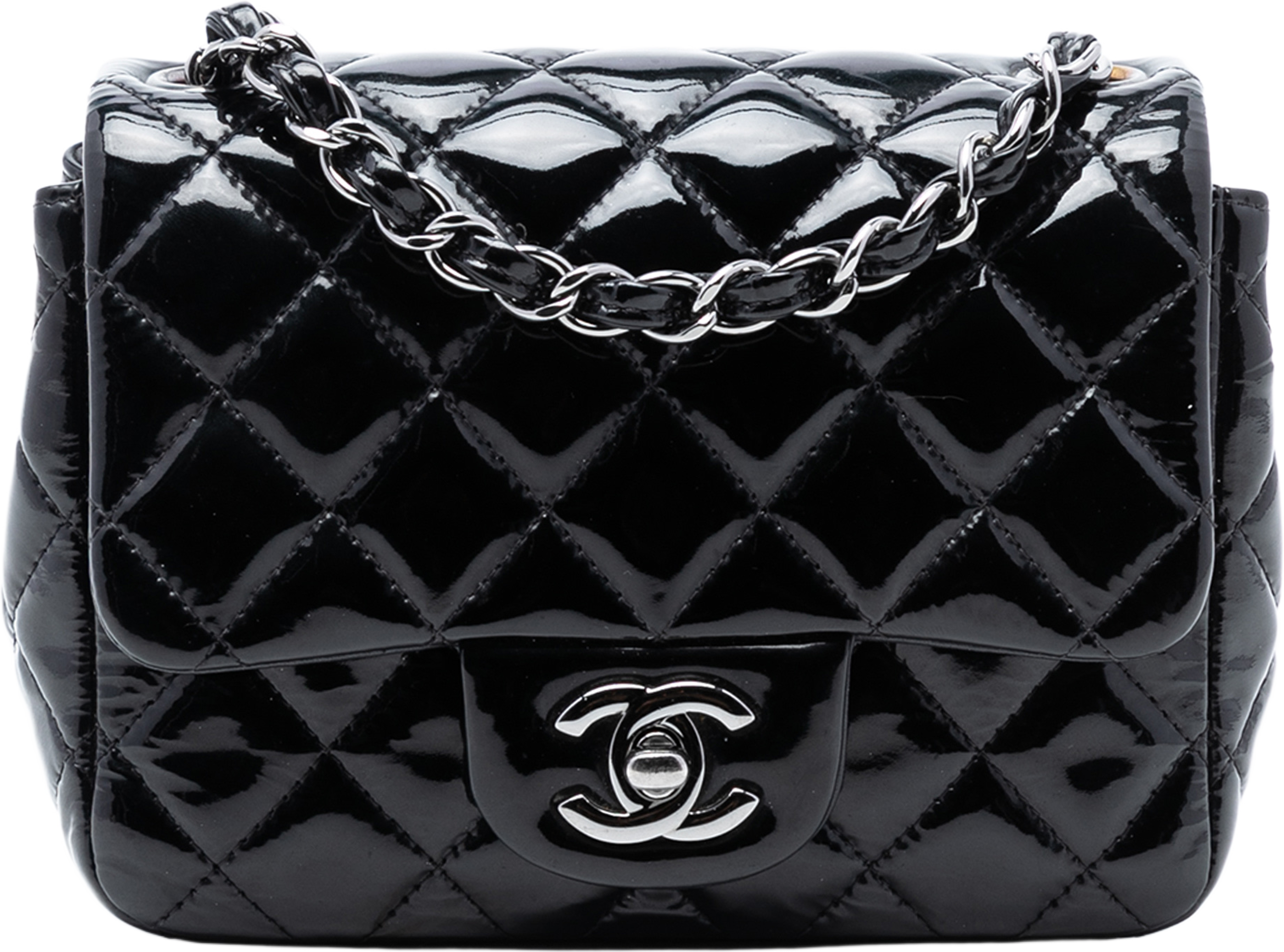 Chanel Mini Square Classic Patent Single Flap, från Luxclusif, i färgen black. Klicka för att öppna bilden i stort format