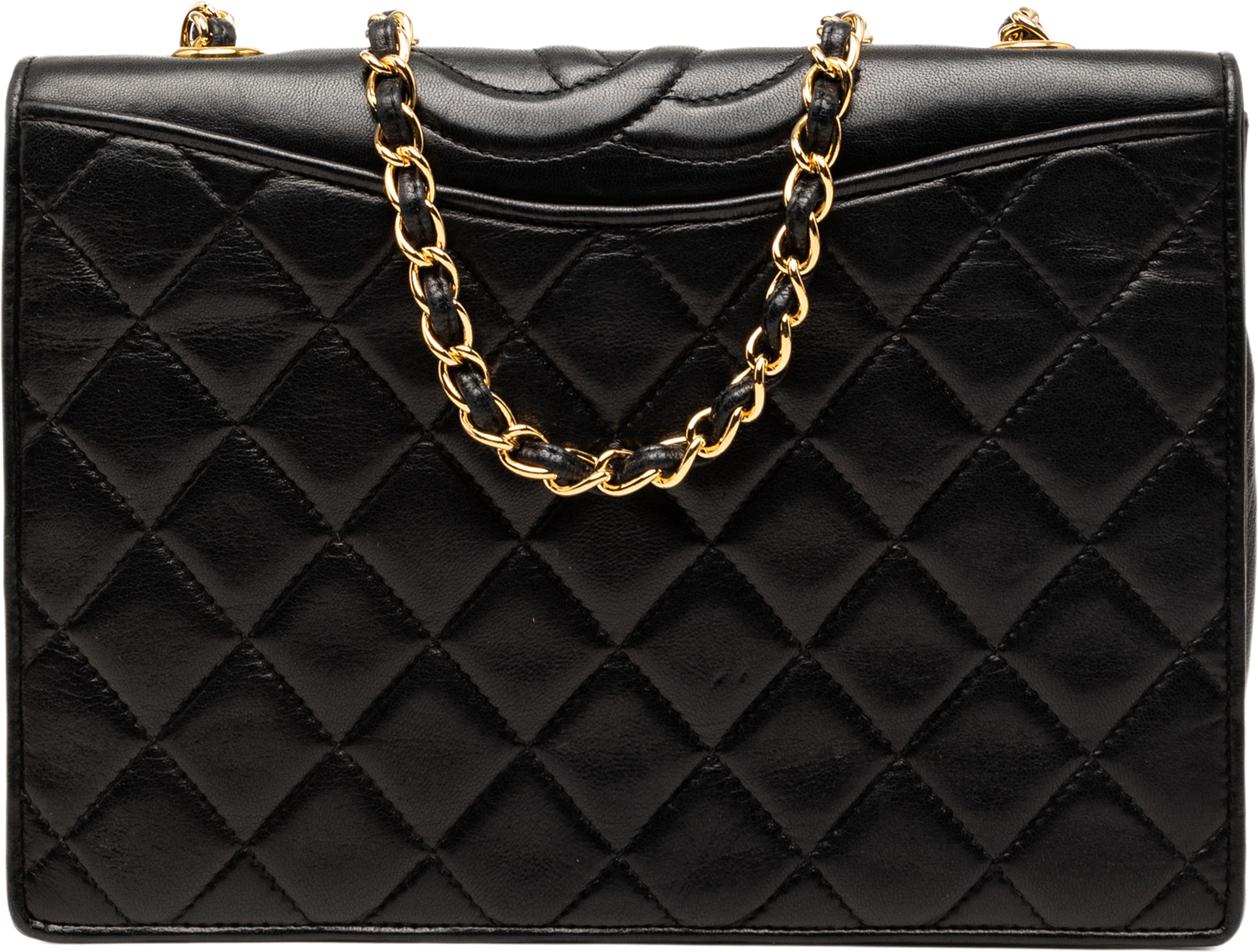 Chanel Cc Quilted Lambskin Full Flap Crossbody, från Luxclusif, i färgen black. Klicka för att öppna bilden i stort format