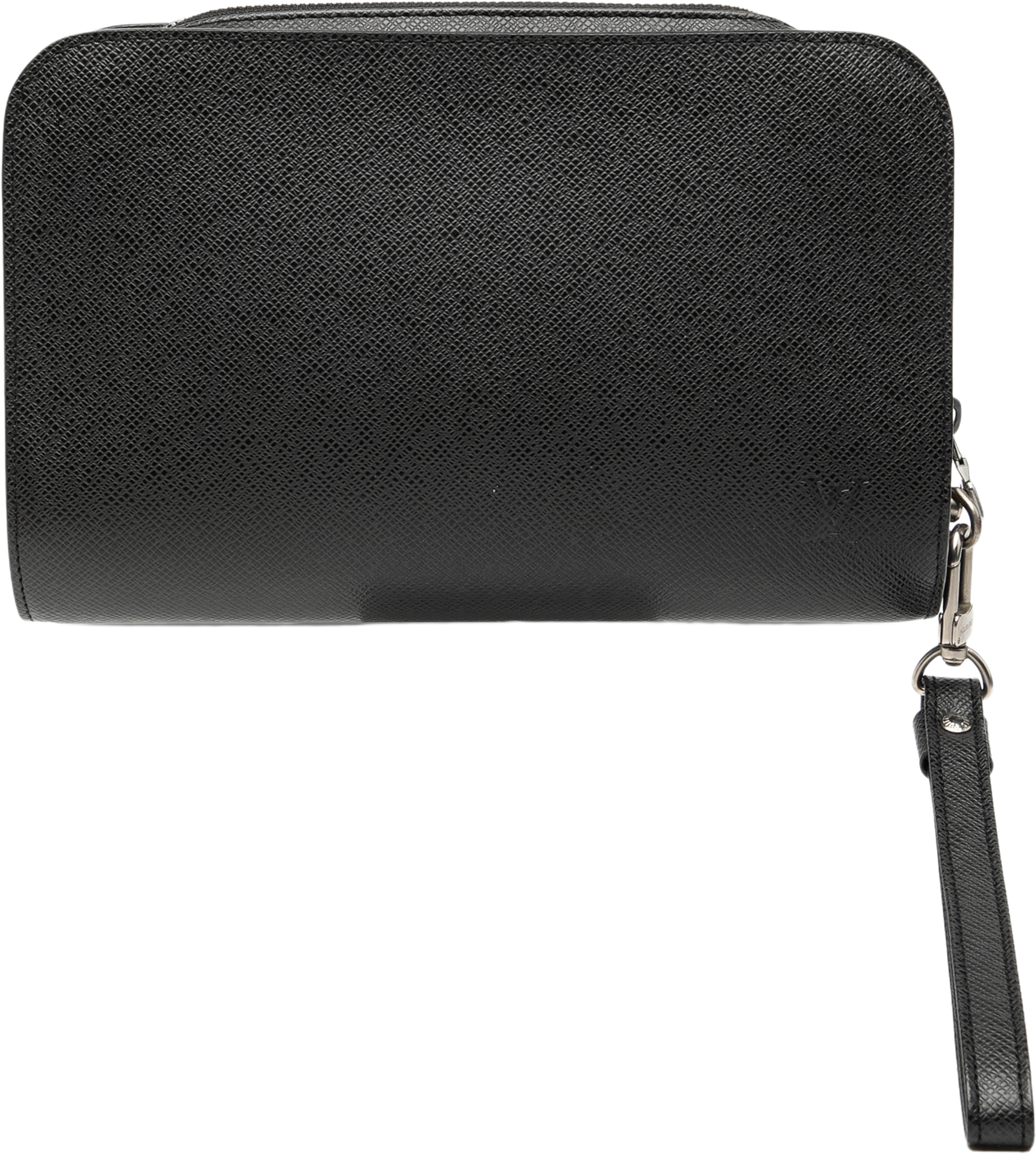 Louis Vuitton Taiga Pochette Baikal, från Luxclusif, i färgen black. Klicka för att öppna bilden i stort format