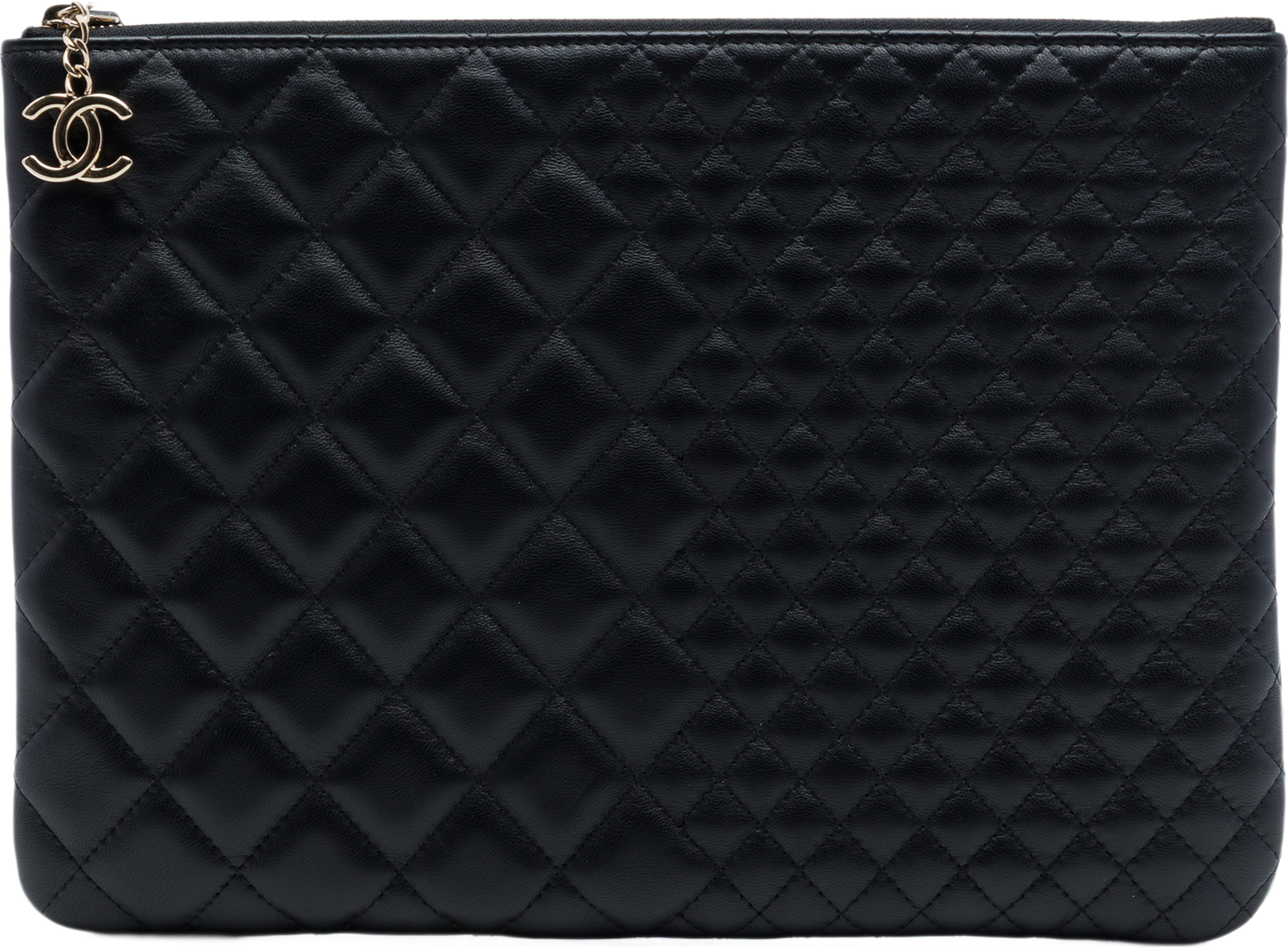 Chanel Medium Bi Quilted Lambskin O Case Clutch, från Luxclusif, i färgen svart. Klicka för att öppna bilden i stort format