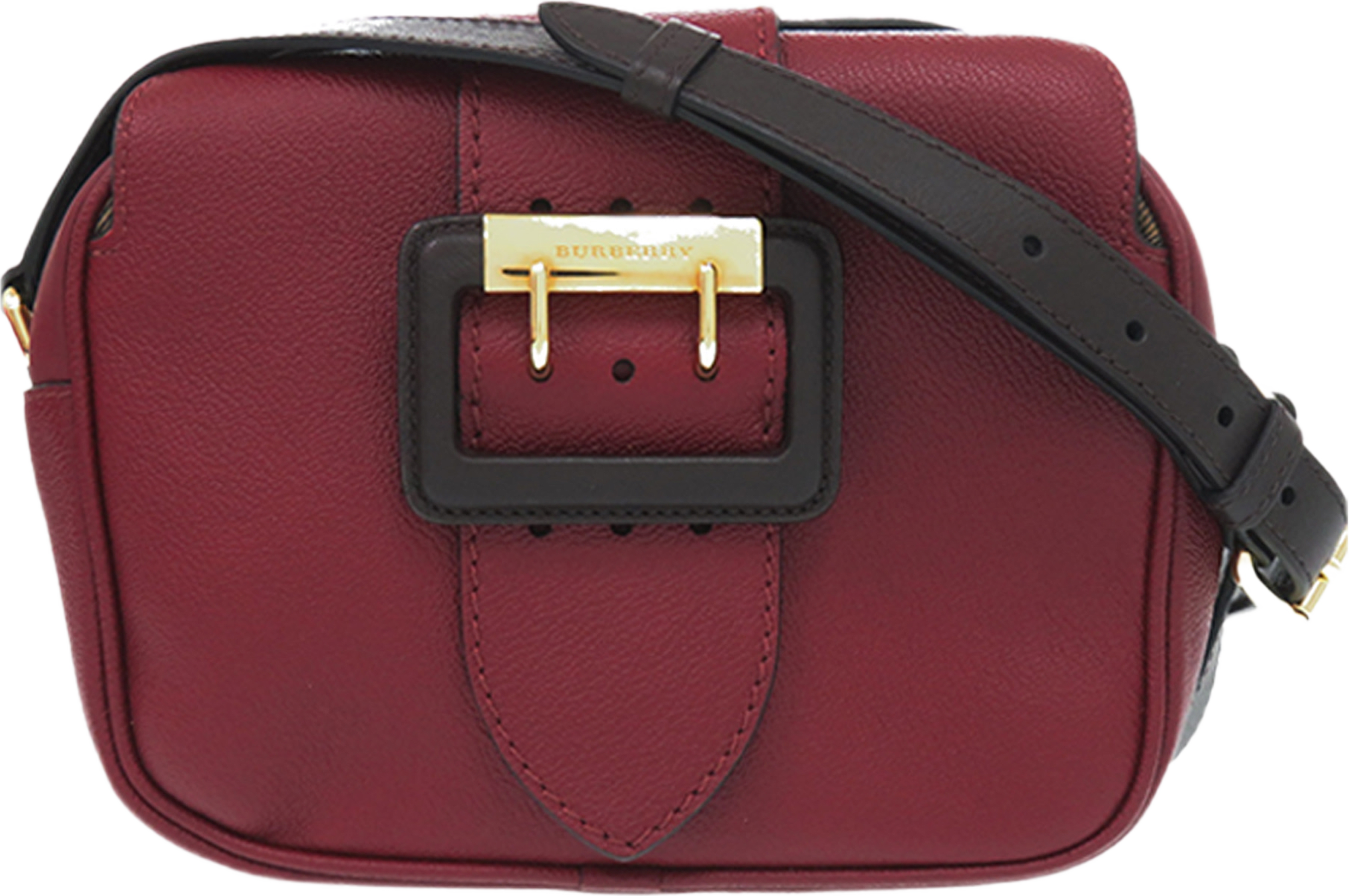 Burberry Small Leather Medley Buckle Crossbody, från Luxclusif, i färgen bordeaux. Klicka för att öppna bilden i stort format