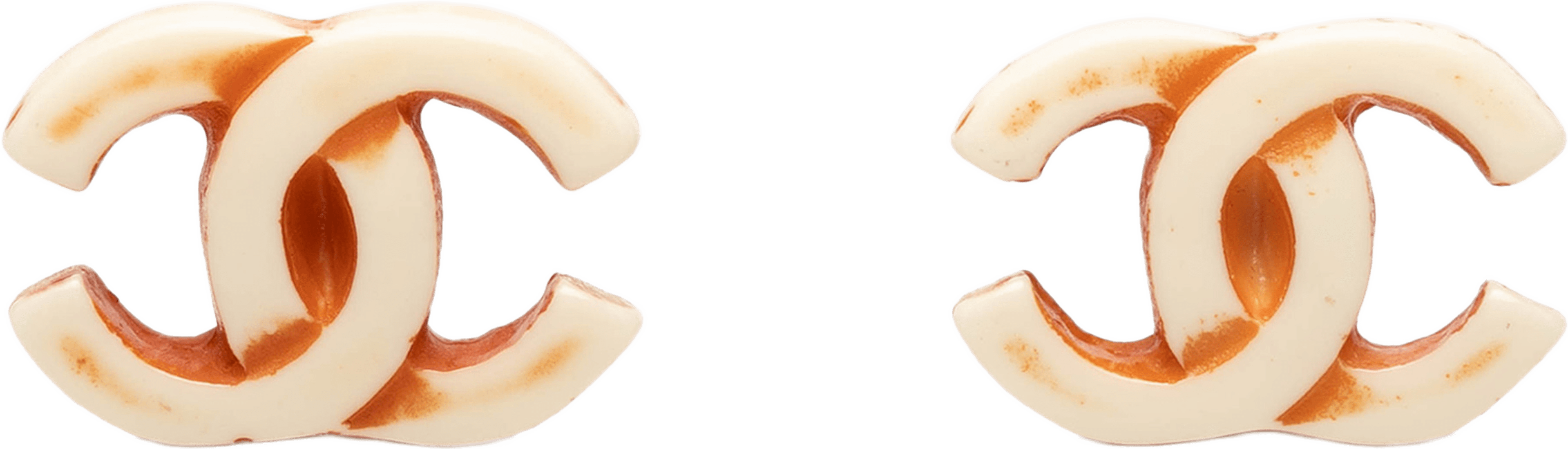 Chanel Cc Resin Gold Plated Clip On Earrings, från Luxclusif, i färgen vit. Klicka för att öppna bilden i stort format