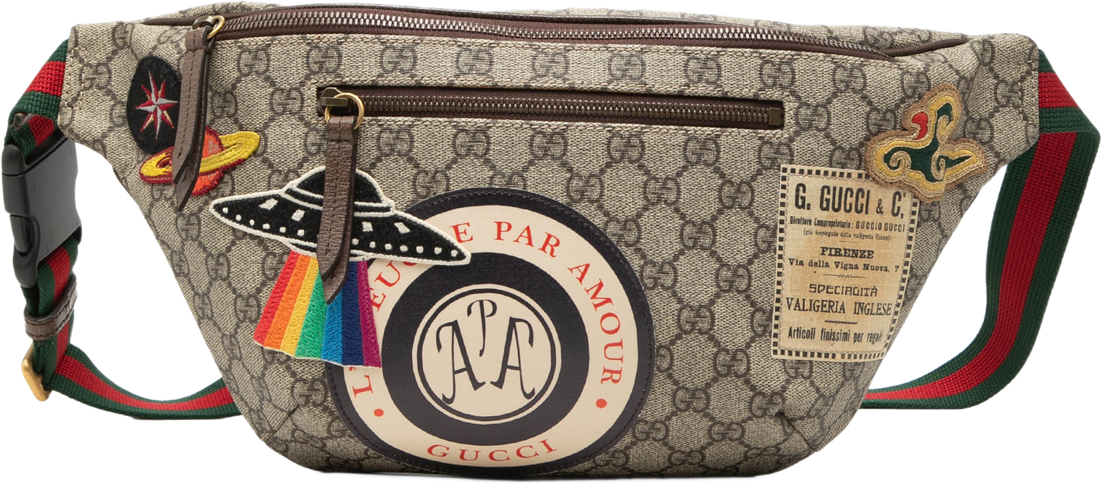 Gucci Gg Supreme Courrier Belt Bag, från Luxclusif, i färgen beige. Klicka för att öppna bilden i stort format