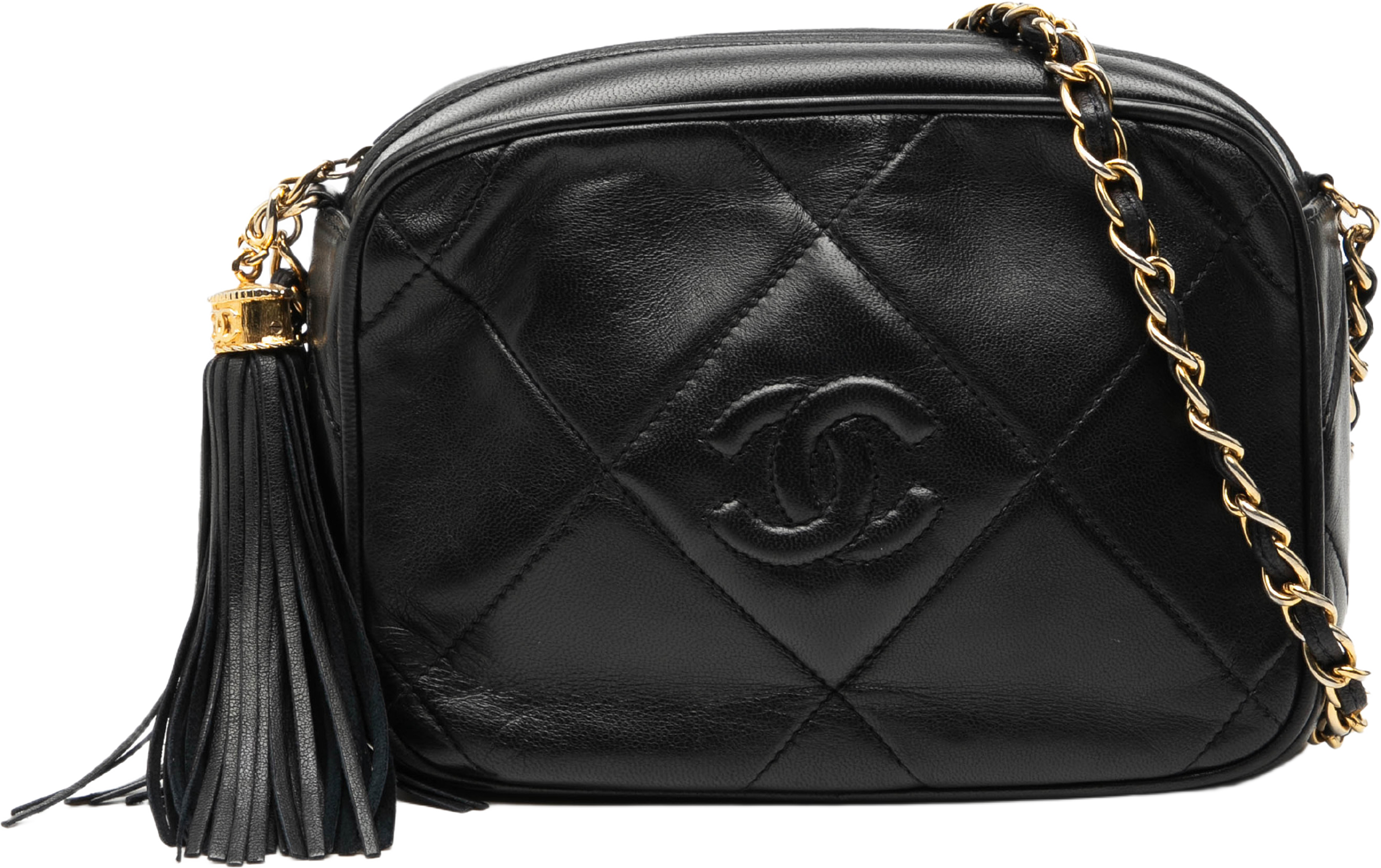 Chanel Cc Quilted Lambskin Tassel Camera Bag, från Luxclusif, i färgen black. Klicka för att öppna bilden i stort format