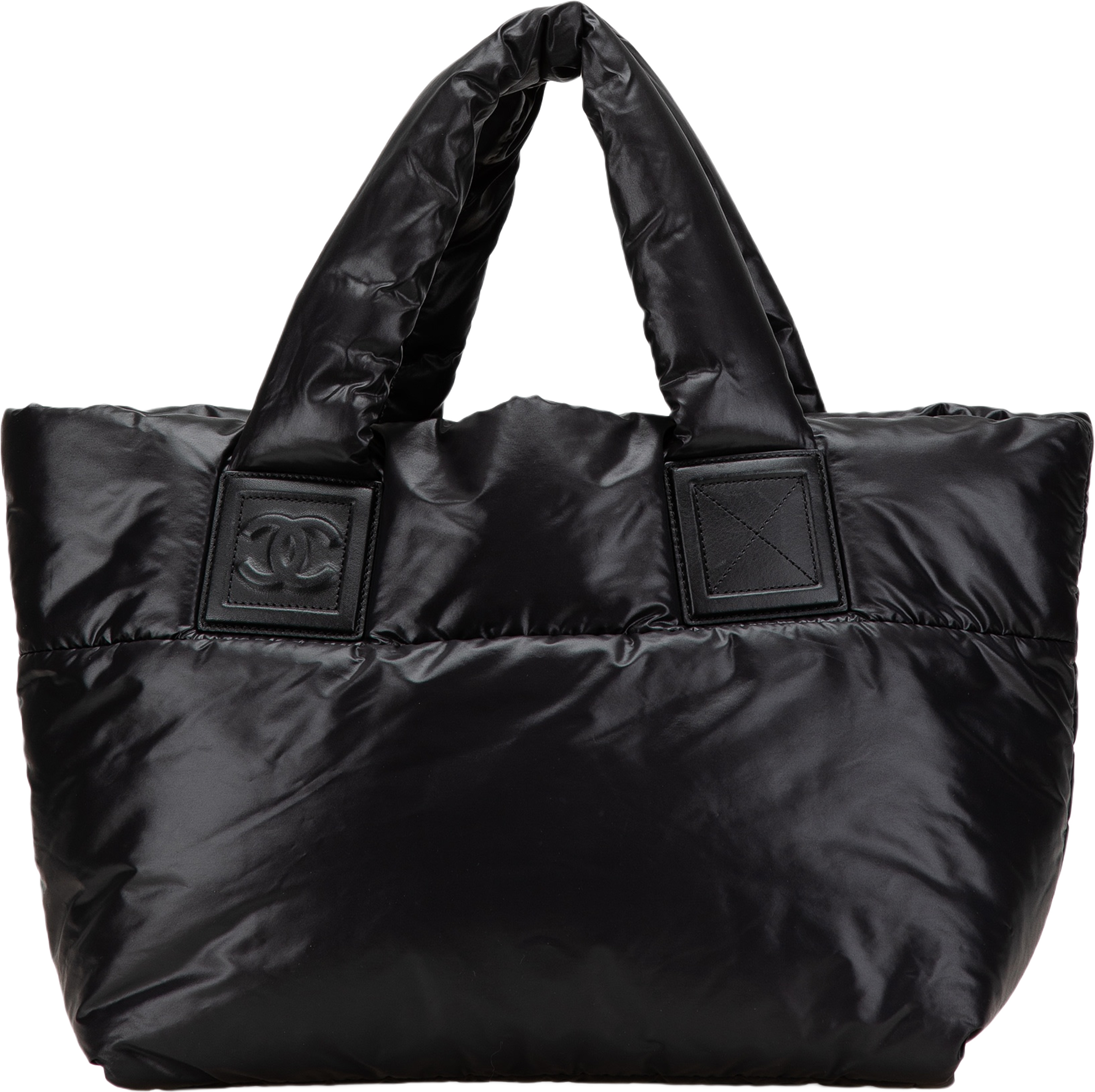 Chanel Small Quilted Nylon Coco Cocoon Tote, från Luxclusif, i färgen black. Klicka för att öppna bilden i stort format
