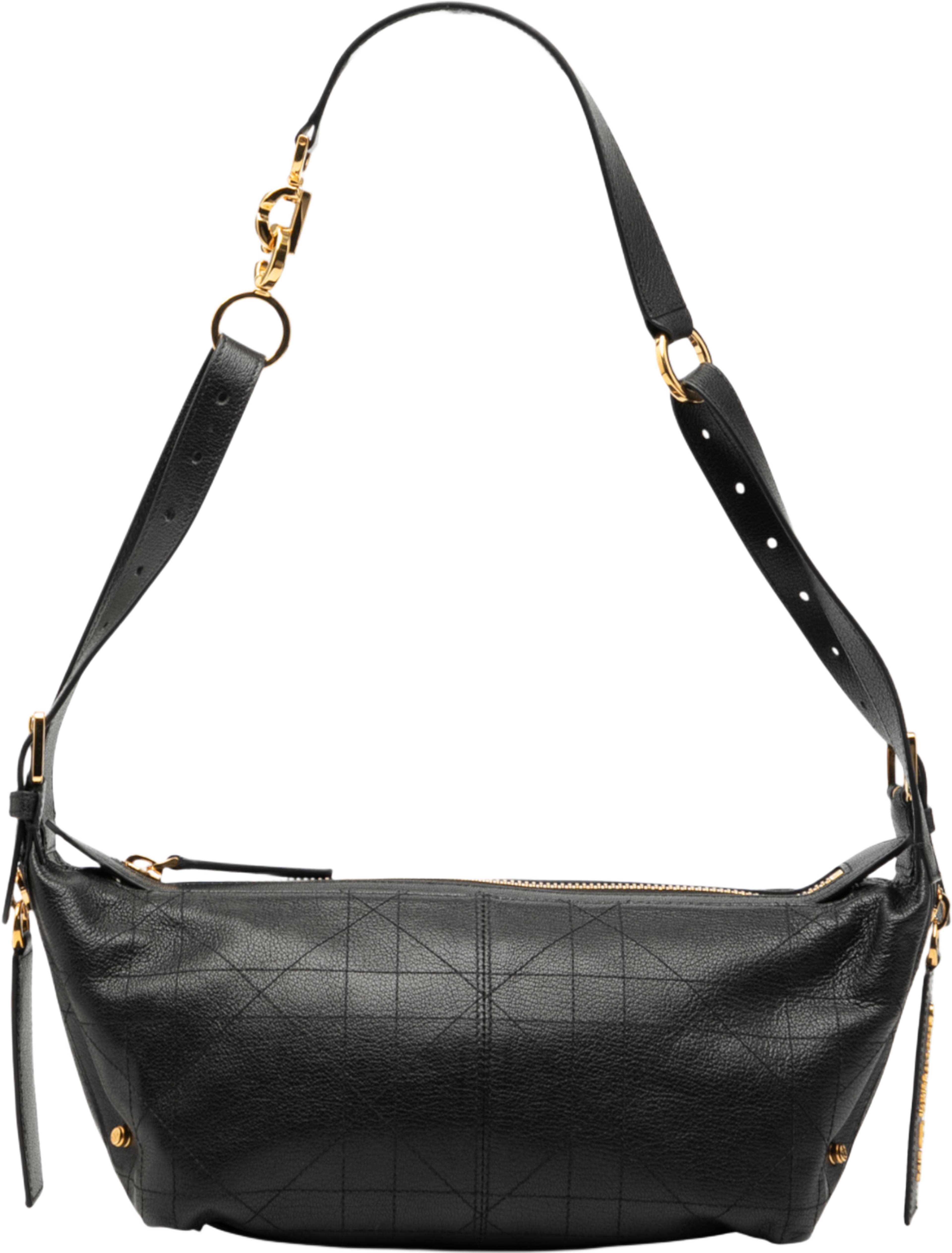 Dior Small Crinkled Calfskin Macrocannage D Journey Bag, från Luxclusif, i färgen black. Klicka för att öppna bilden i stort format