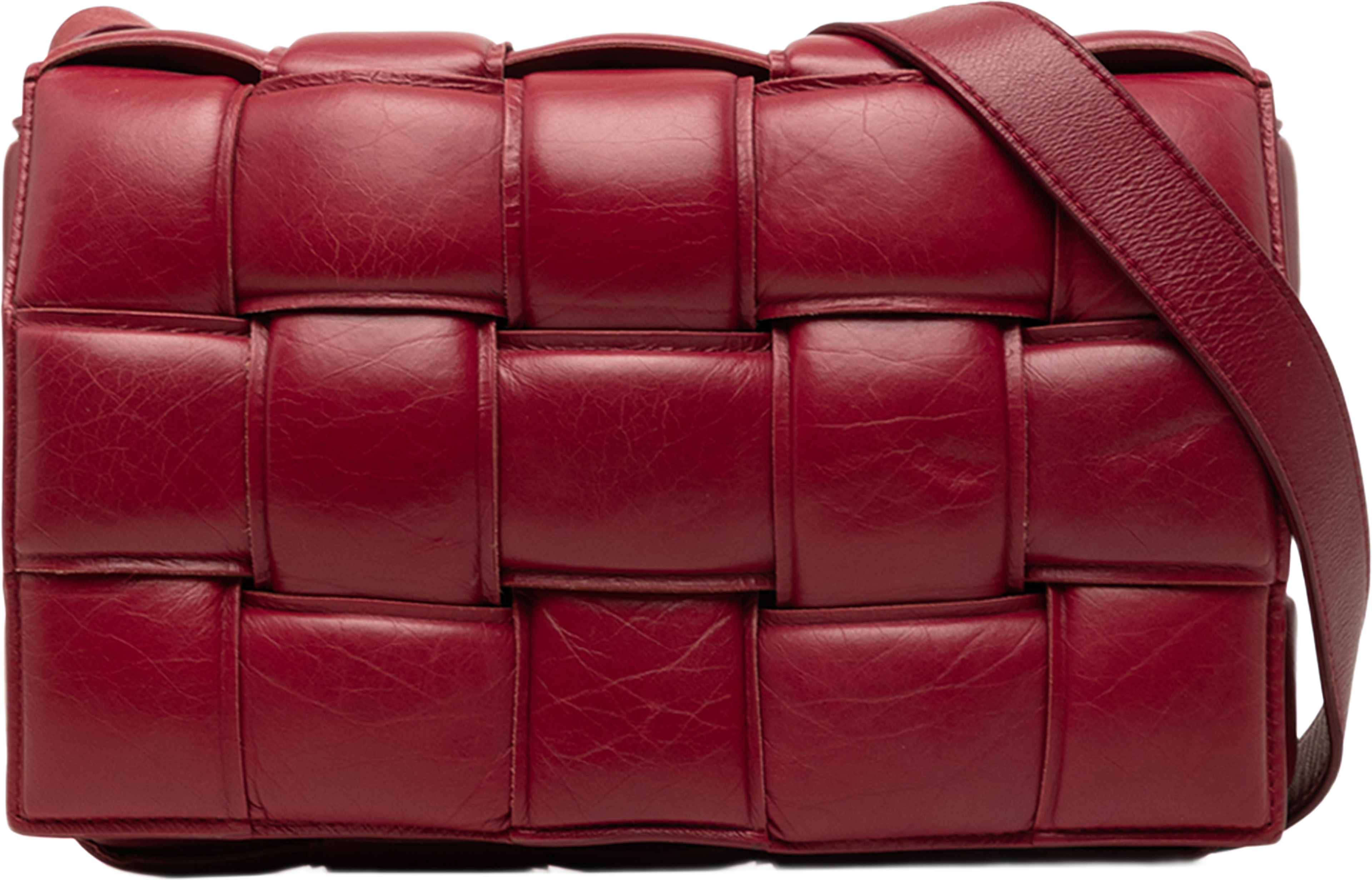 Bottega Veneta Nappa Intrecciato Padded Cassette Crossbody, från Luxclusif, i färgen röd. Klicka för att öppna bilden i stort format