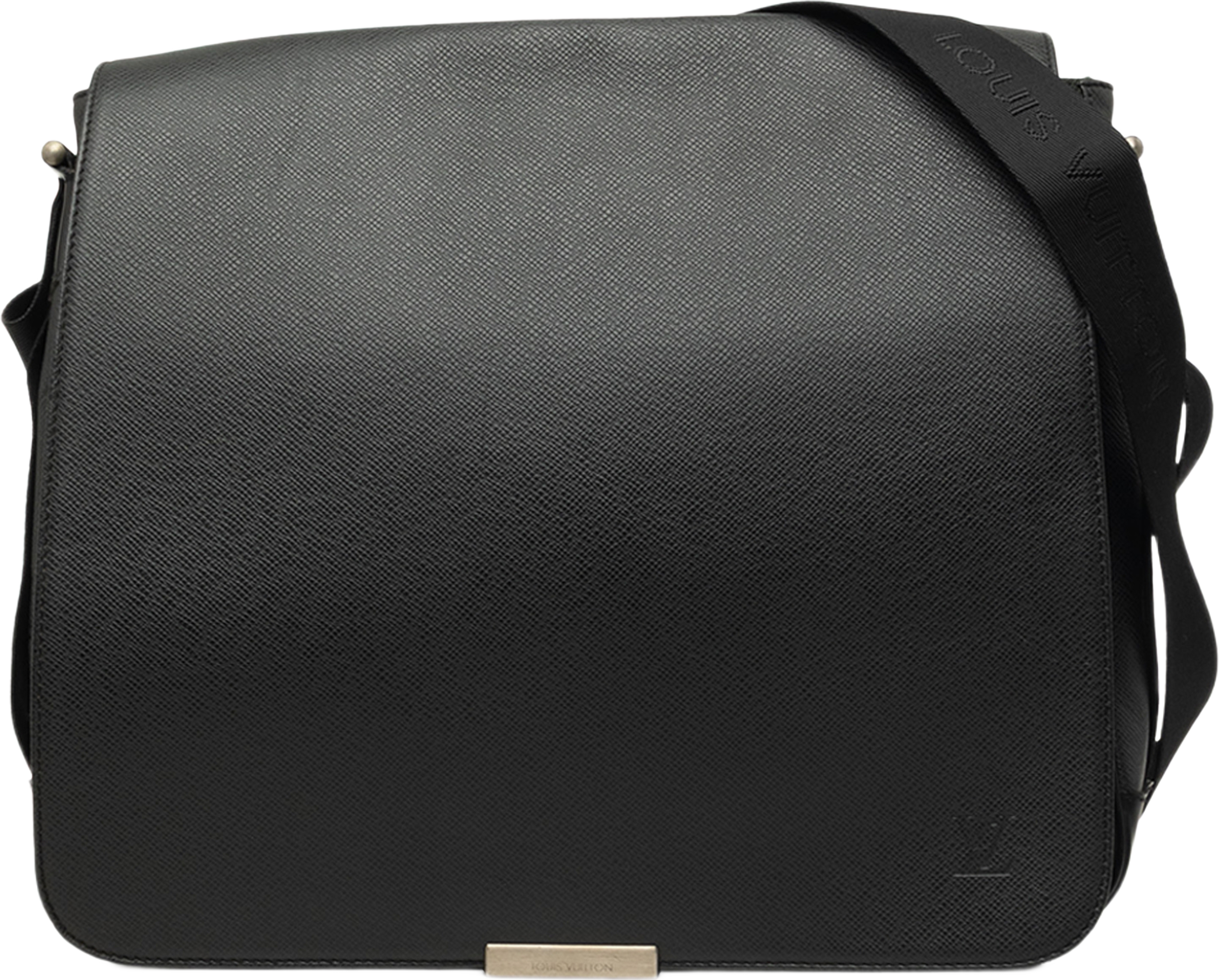 Louis Vuitton Taiga Viktor, från Luxclusif, i färgen svart. Klicka för att öppna bilden i stort format