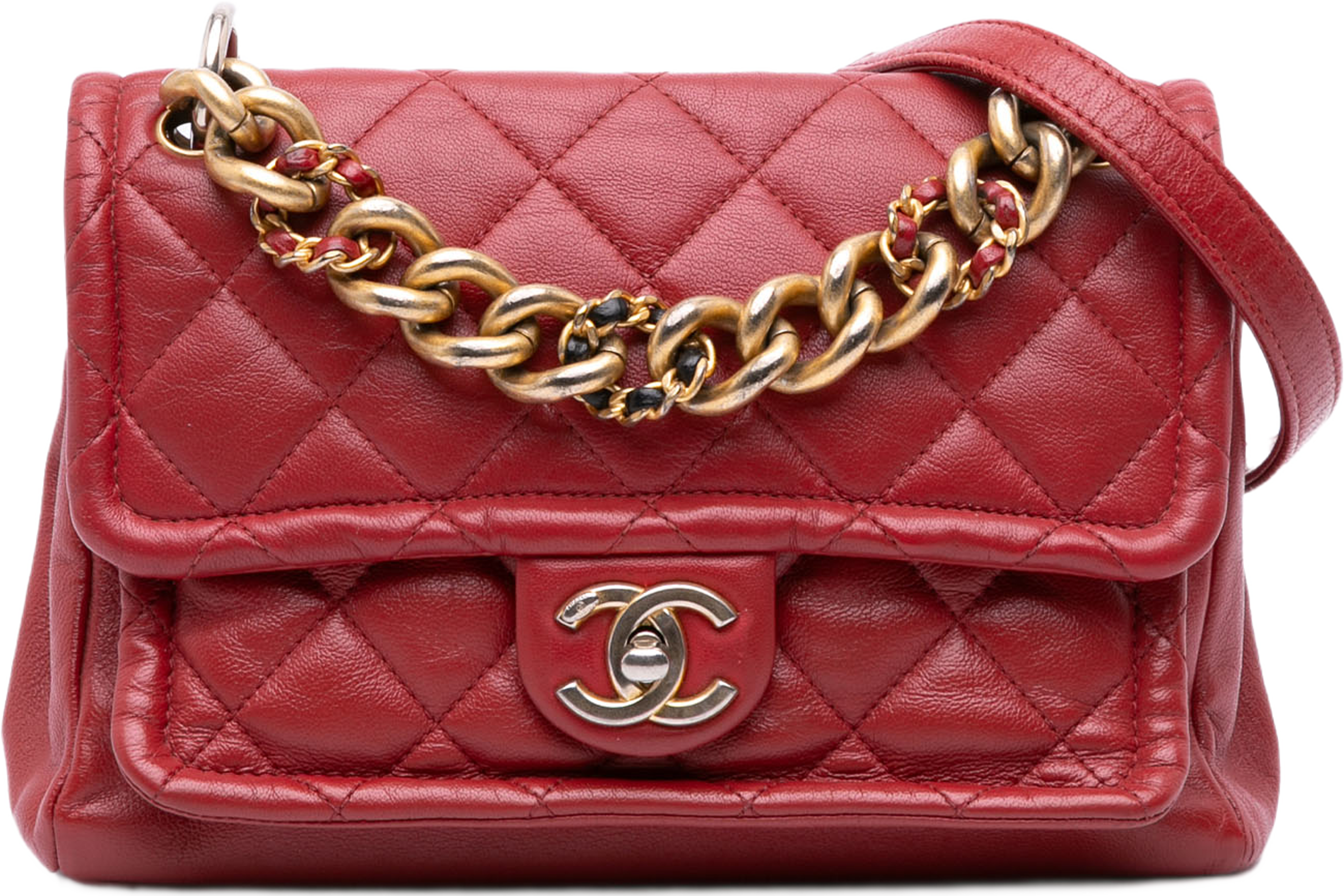 Chanel Small Quilted Lambskin Chain Link Flap, från Luxclusif, i färgen red. Klicka för att öppna bilden i stort format