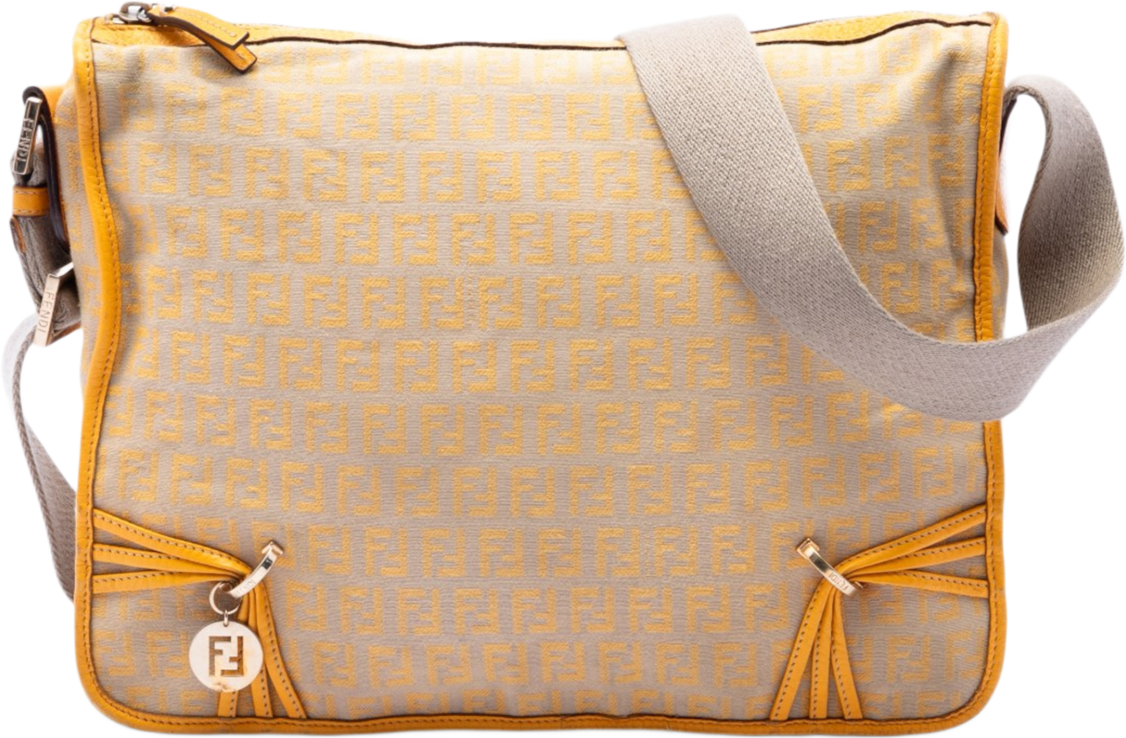 Fendi Zucchino Canvas F Charm Crossbody, från Luxclusif, i färgen beige. Klicka för att öppna bilden i stort format