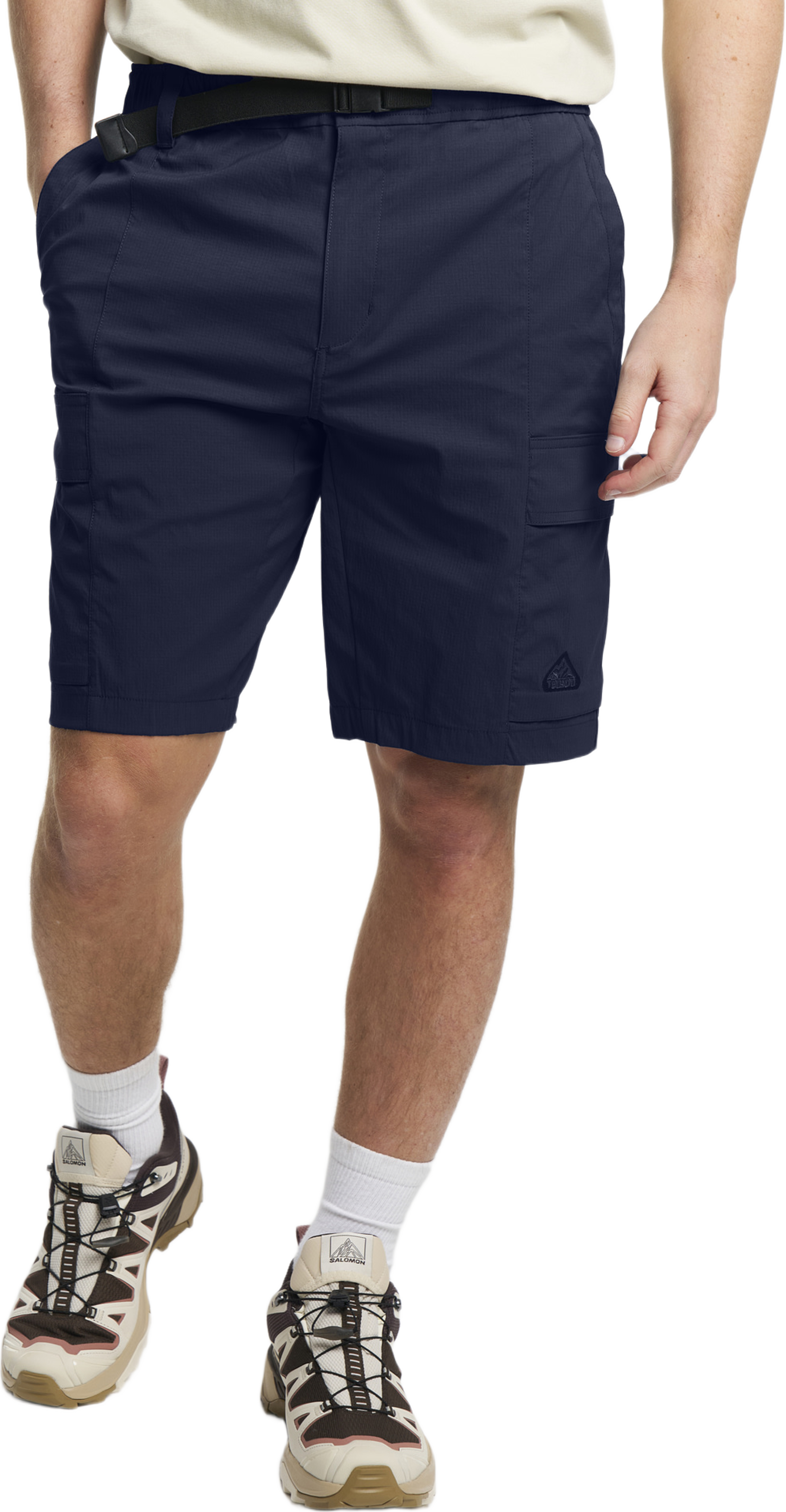 Camper Cargo Shorts Men, från Tenson, i färgen mörk marinblå. Klicka för att öppna bilden i stort format