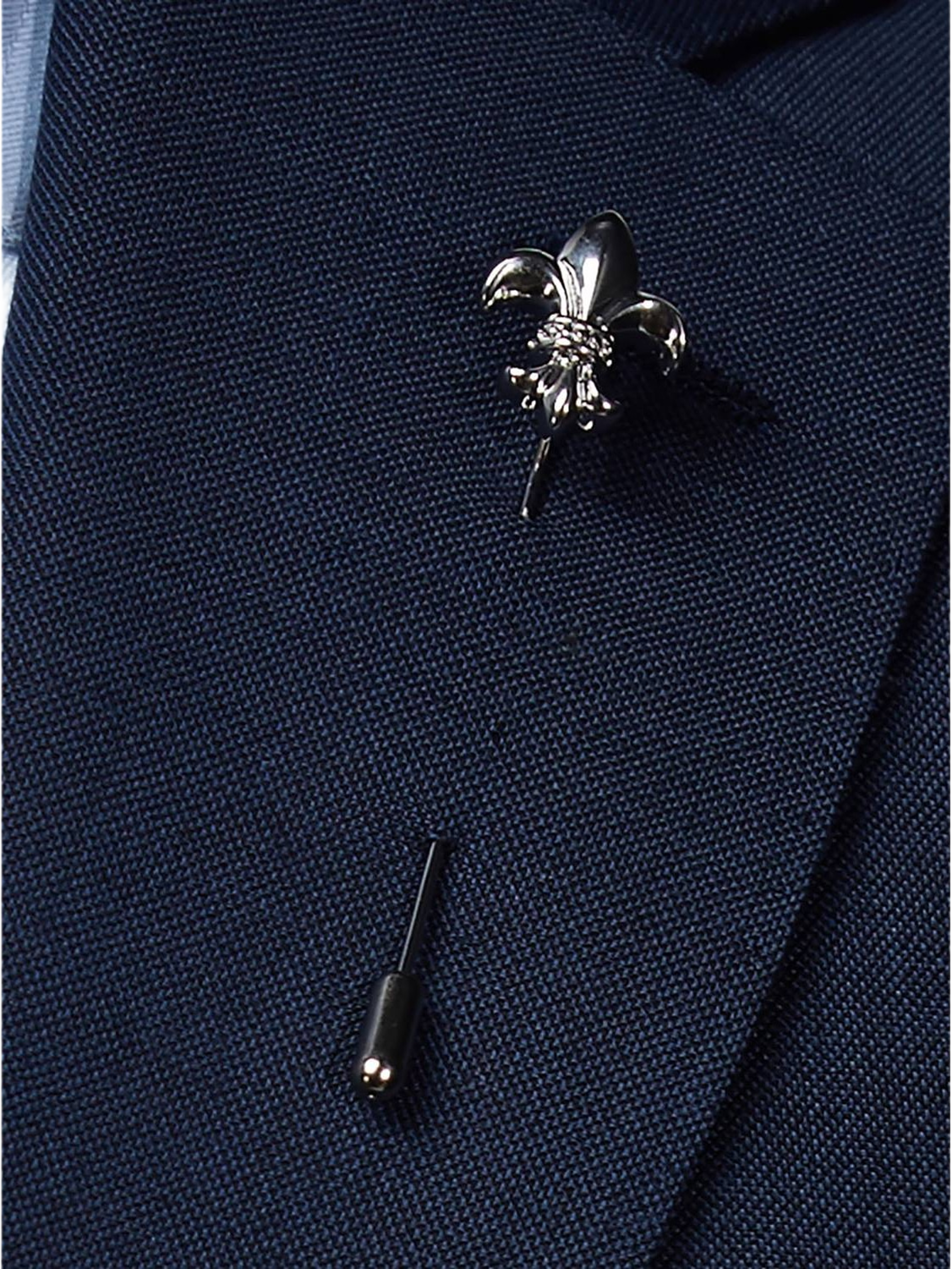Lapel Pin Lily