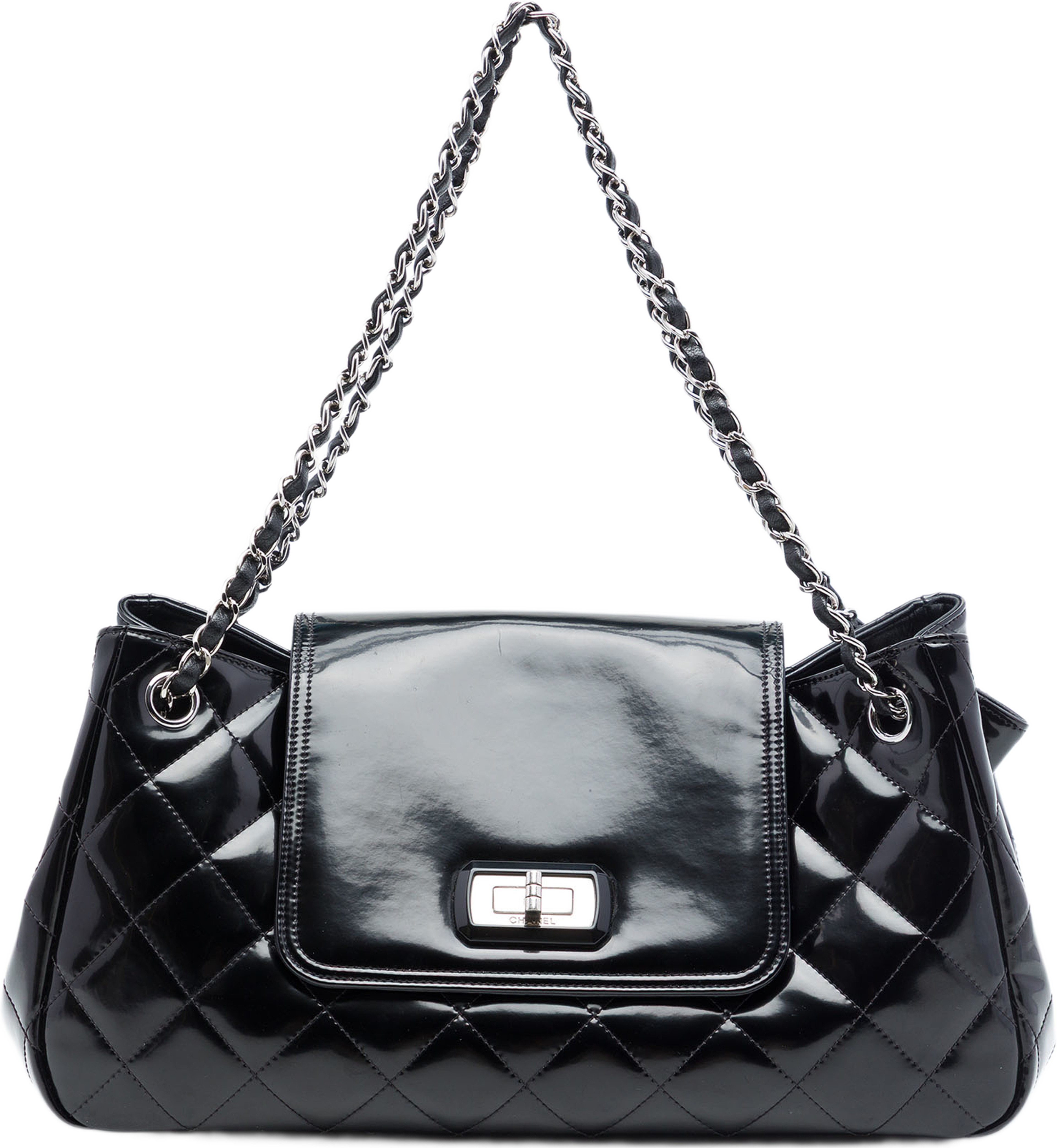 Chanel Quilted Patent Reissue 2.55 Accordion Flap, från Luxclusif, i färgen svart. Klicka för att öppna bilden i stort format