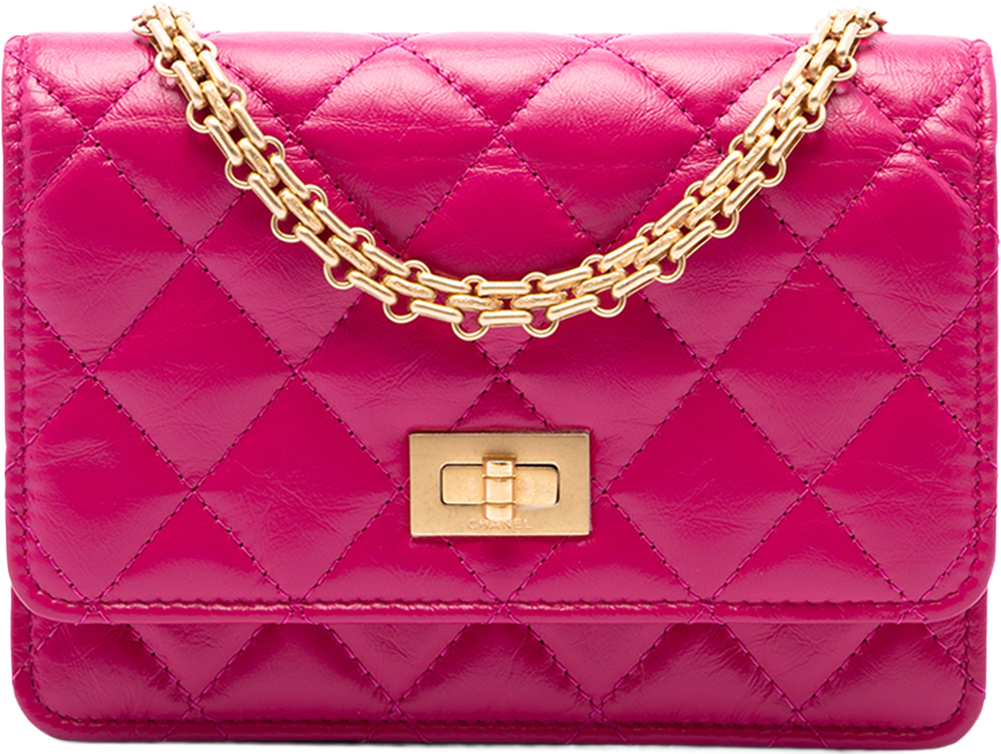 Chanel Mini Quilted Aged Calfskin Reissue 2.55 Wallet On Chain, från Luxclusif, i färgen rosa. Klicka för att öppna bilden i stort format