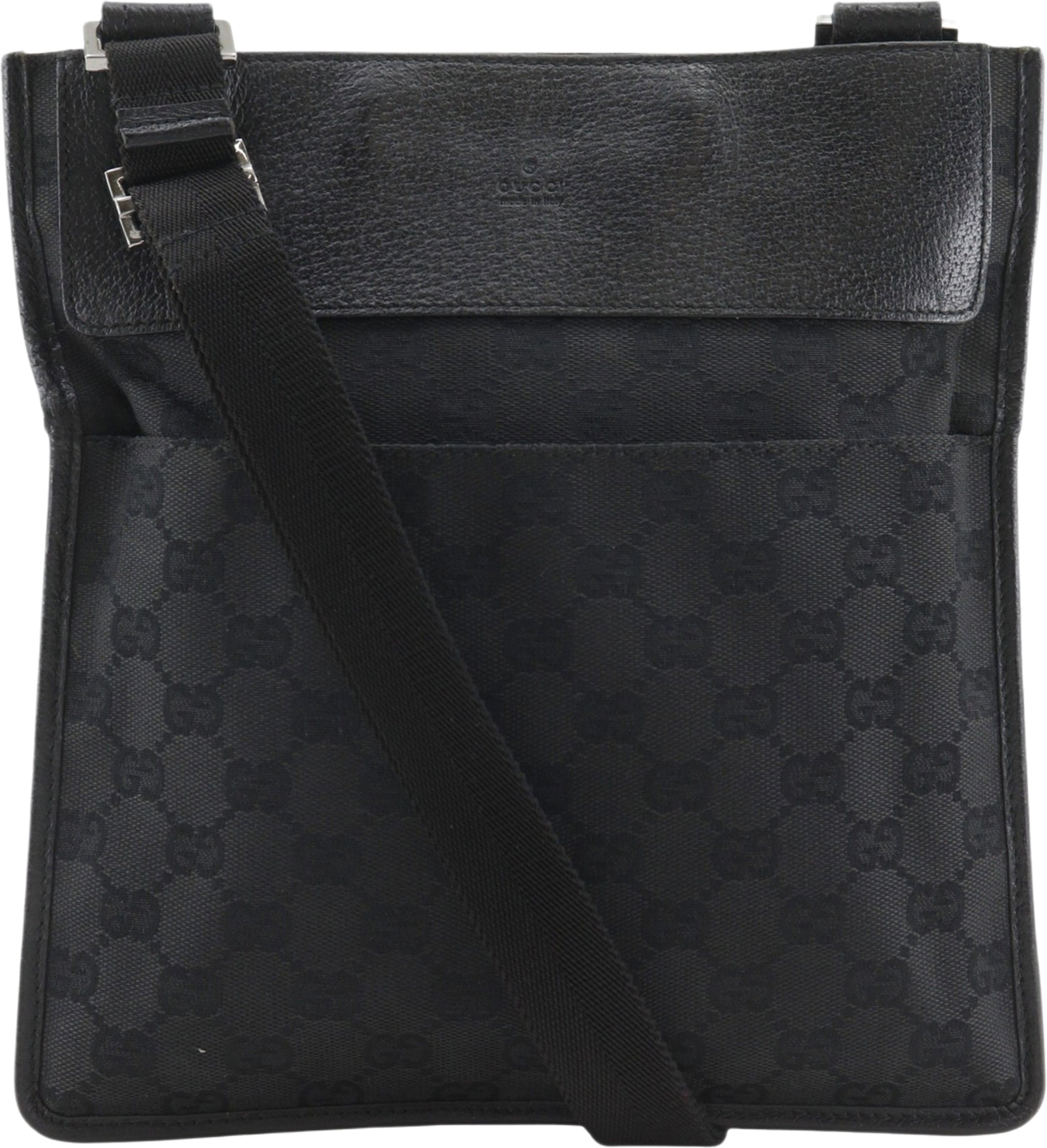 Gucci Gg Canvas Crossbody, från Luxclusif, i färgen black. Klicka för att öppna bilden i stort format