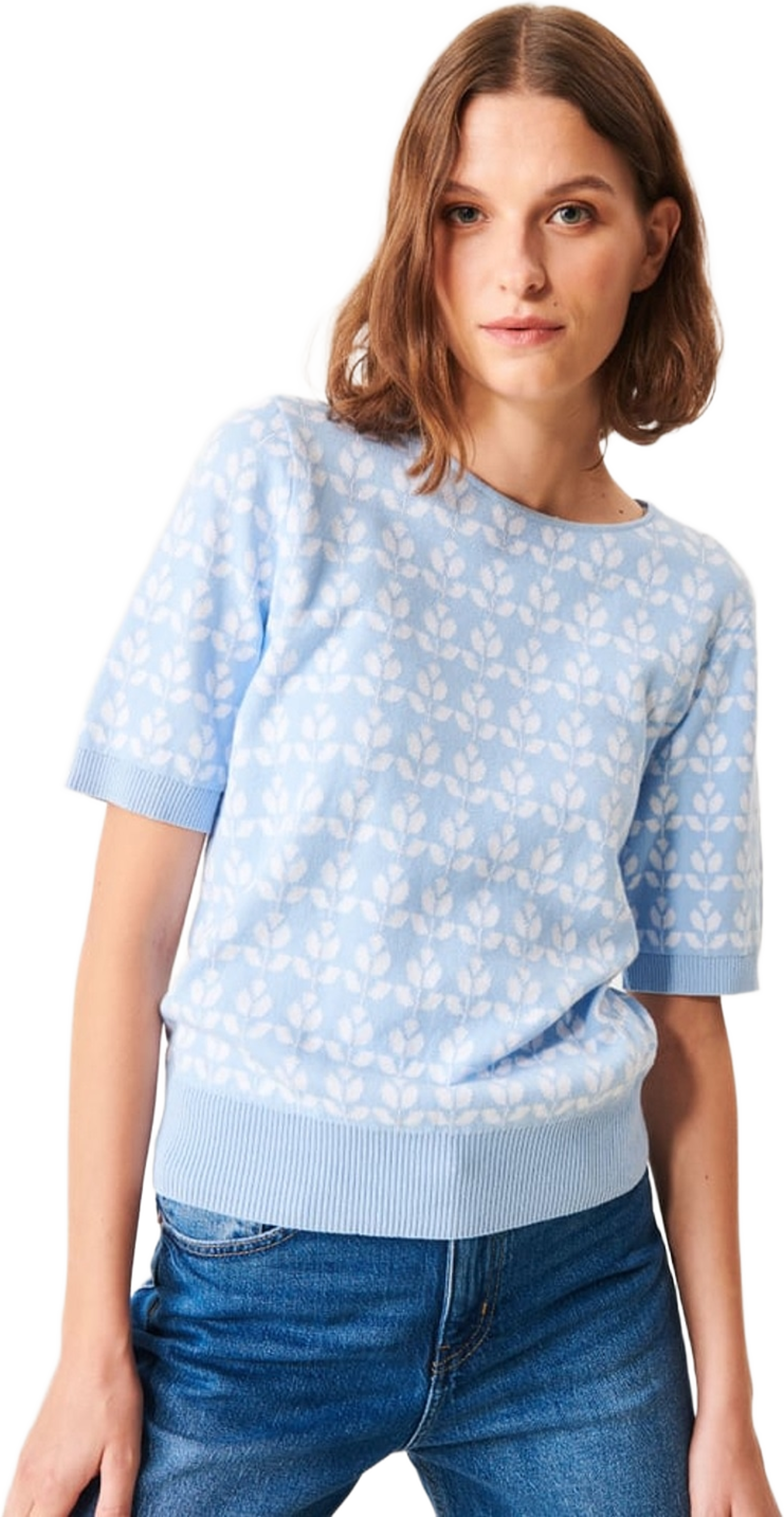 Bess Jumper, från Jumperfabriken, i färgen light blue. Klicka för att öppna bilden i stort format