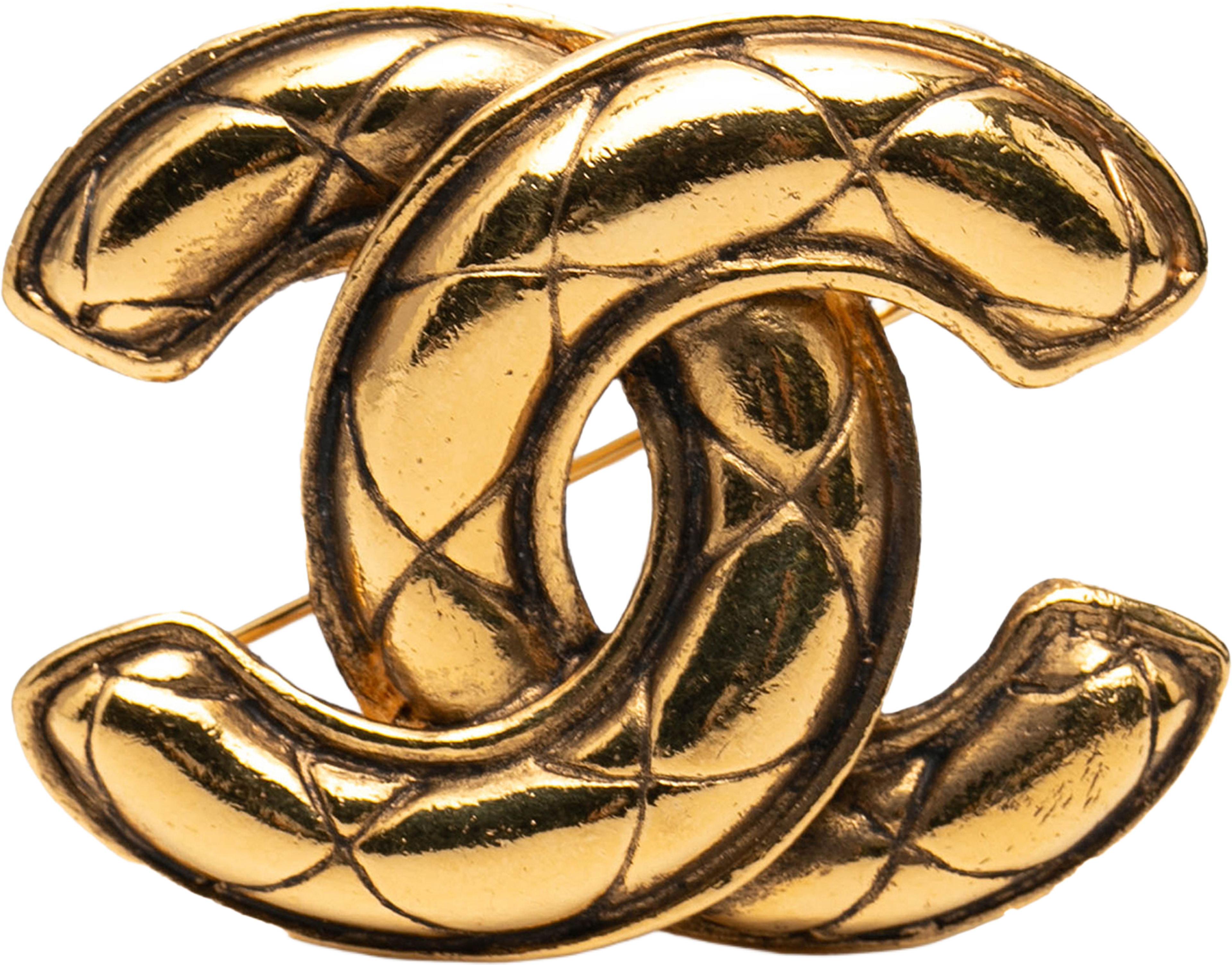 Chanel Gold Plated Quilted Cc Brooch, från Luxclusif, i färgen gold. Klicka för att öppna bilden i stort format